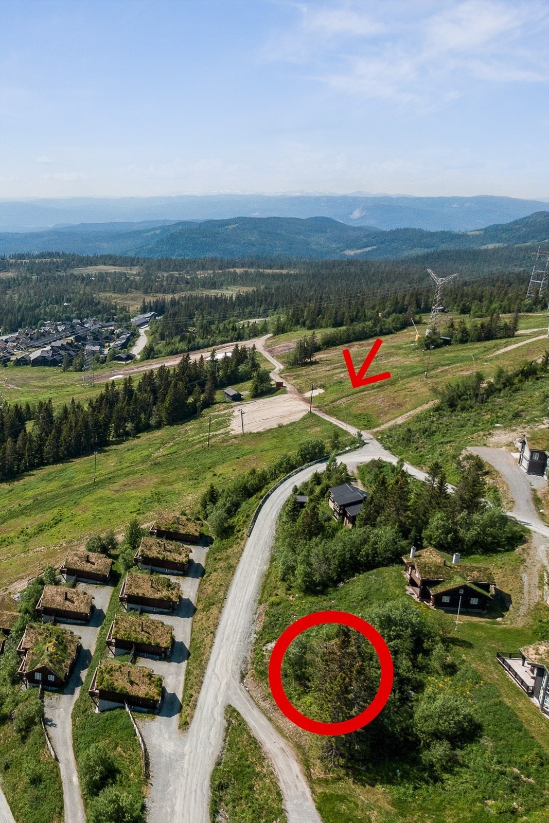 Alpinbakken i forhold til tomten Galleribilde