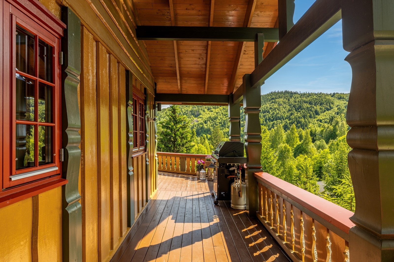 Overbygget terrassedel Galleribilde