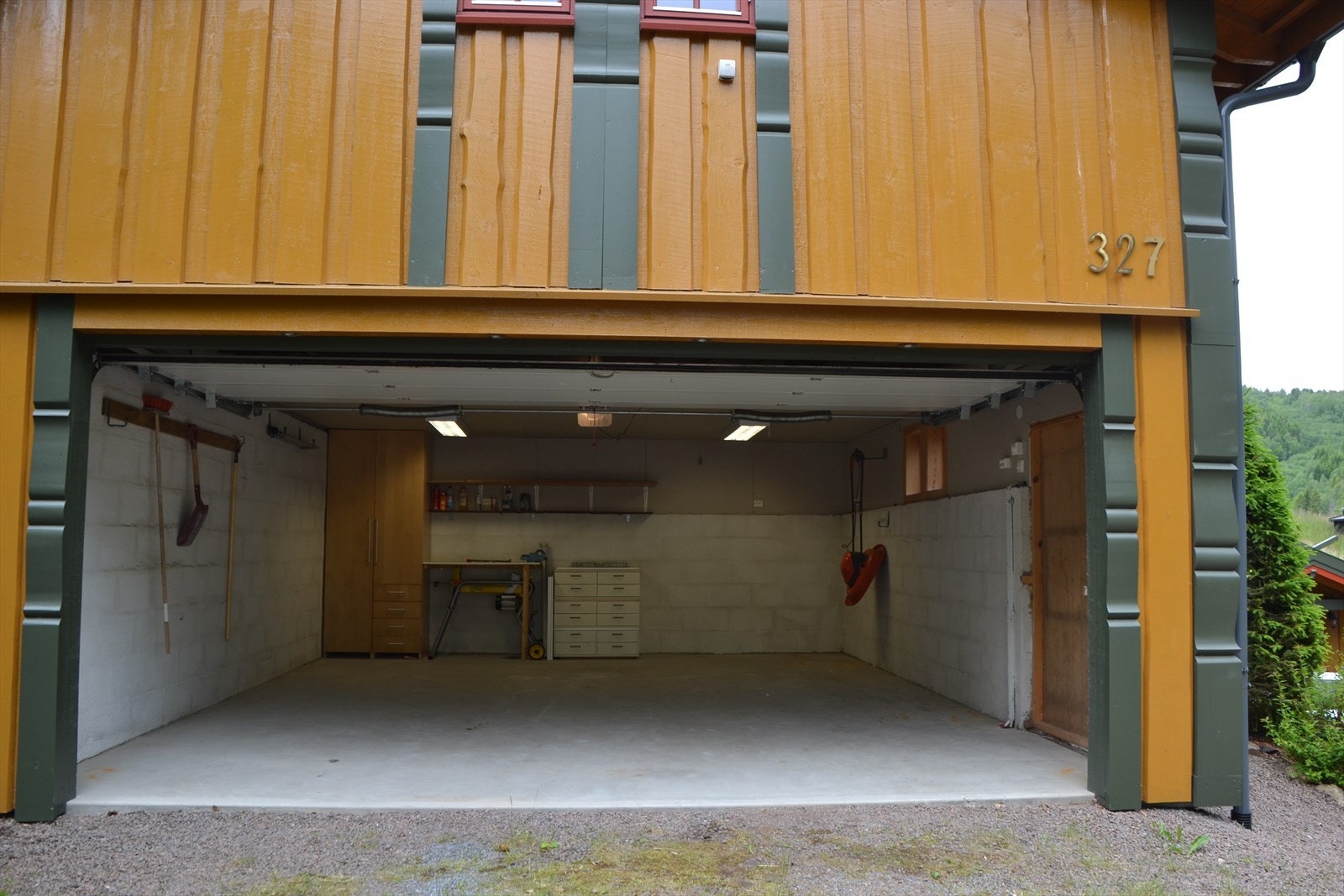 Dobbelgarasje Galleribilde