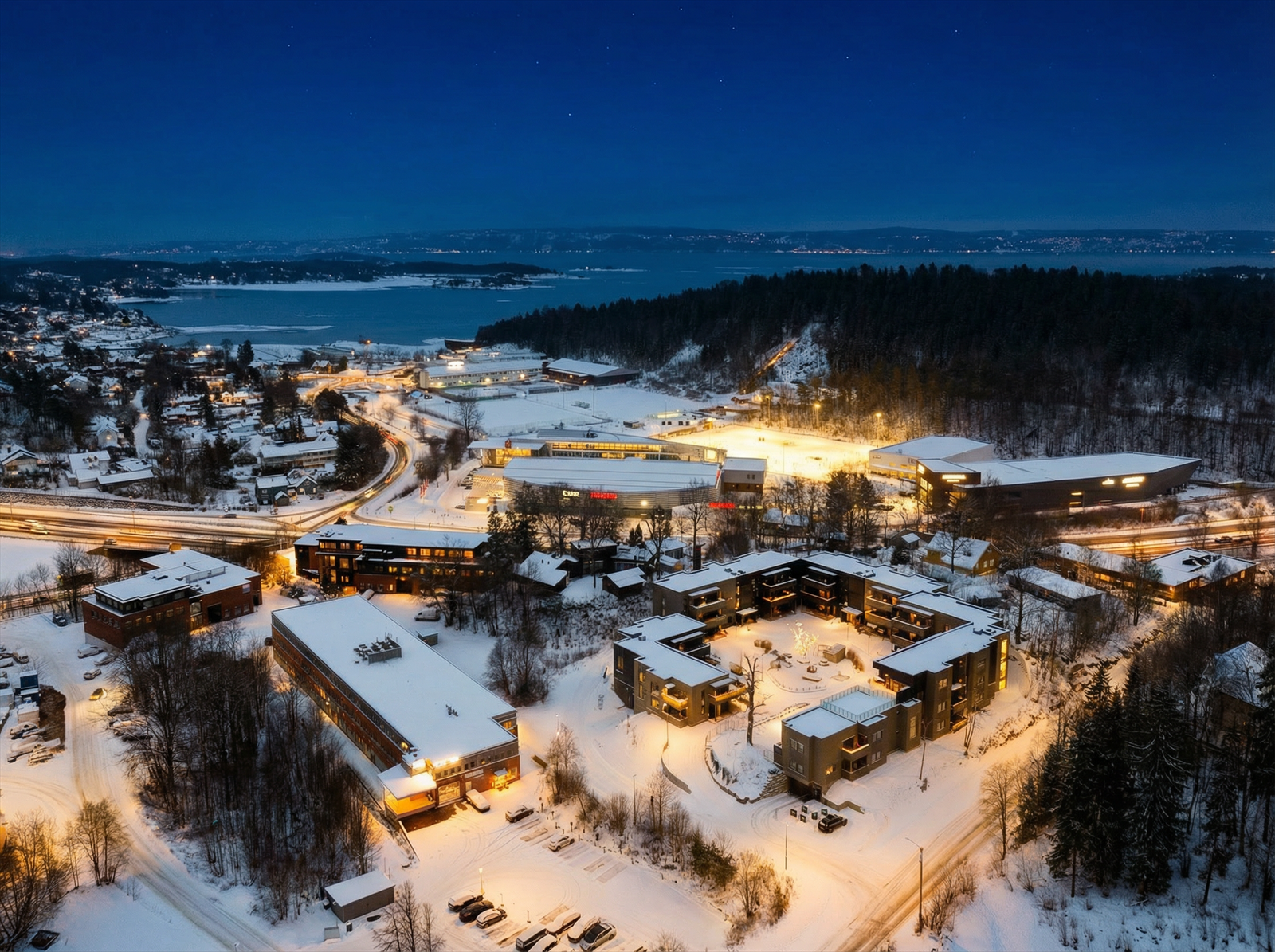 Fra leiligheten er det kort vei til lysløyper for de skiglade. Galleribilde