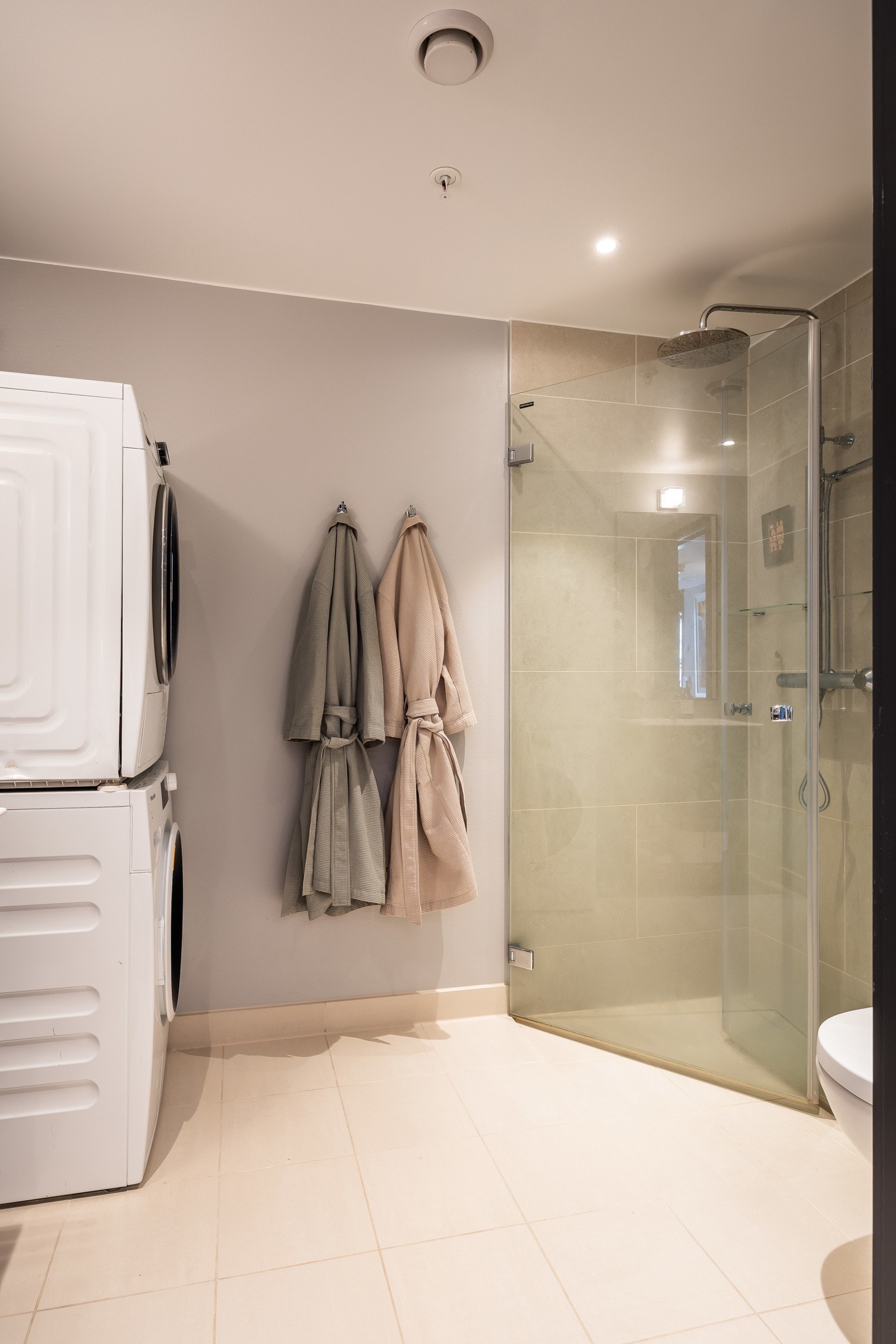 Opplegg for vaskesøyle på badet Galleribilde