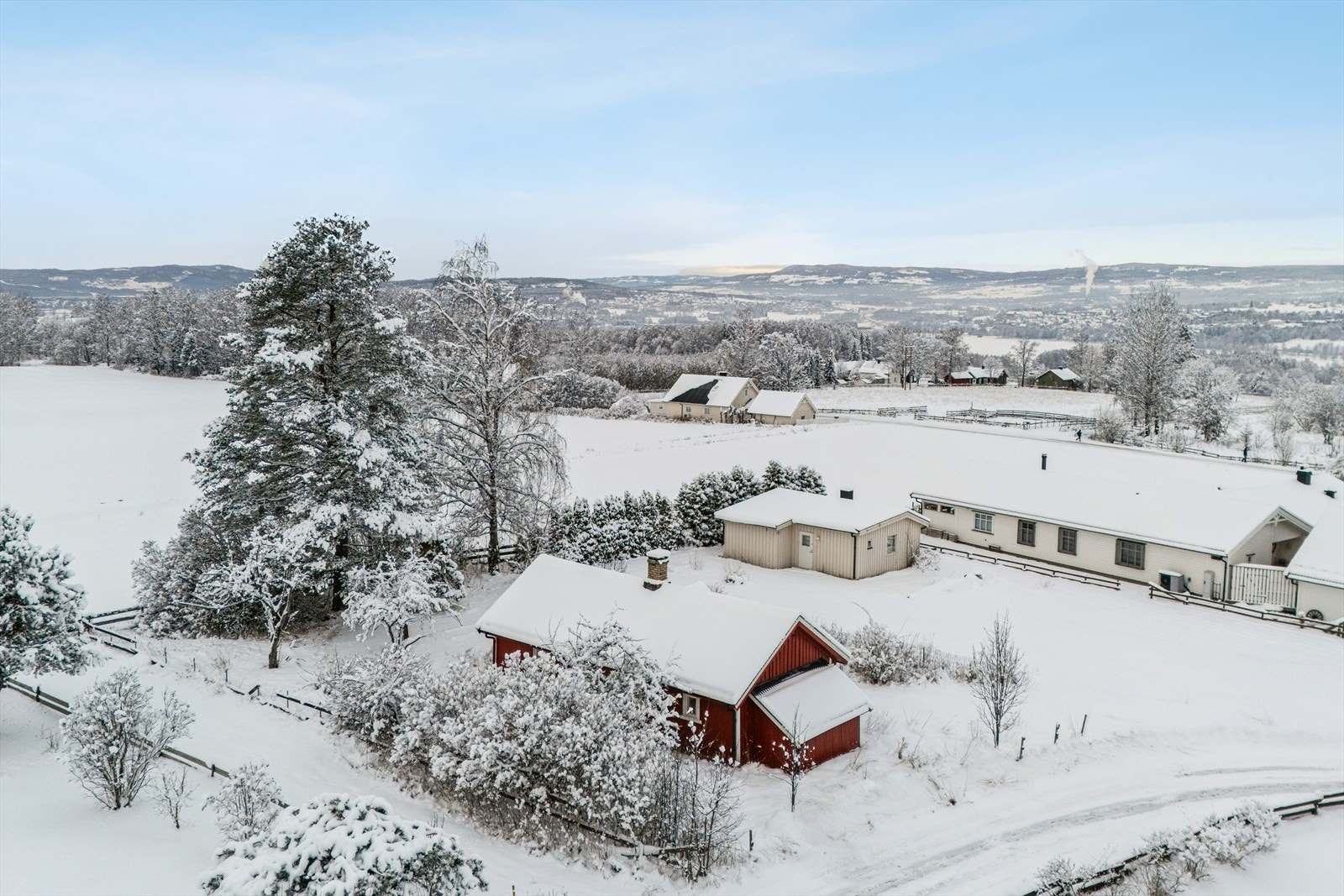 Området byr på nærhet til turmuligheter, samtidig som Ottestad sentrum med butikker er en kort kjøretur unna. Galleribilde