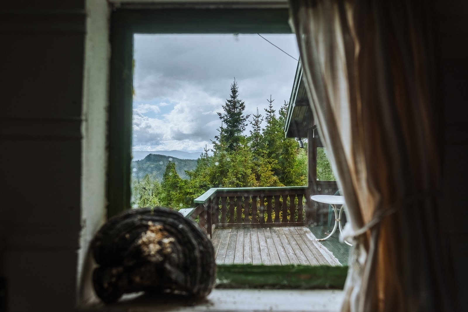 Utedo_utsikt_vindu_01.jpg Galleribilde