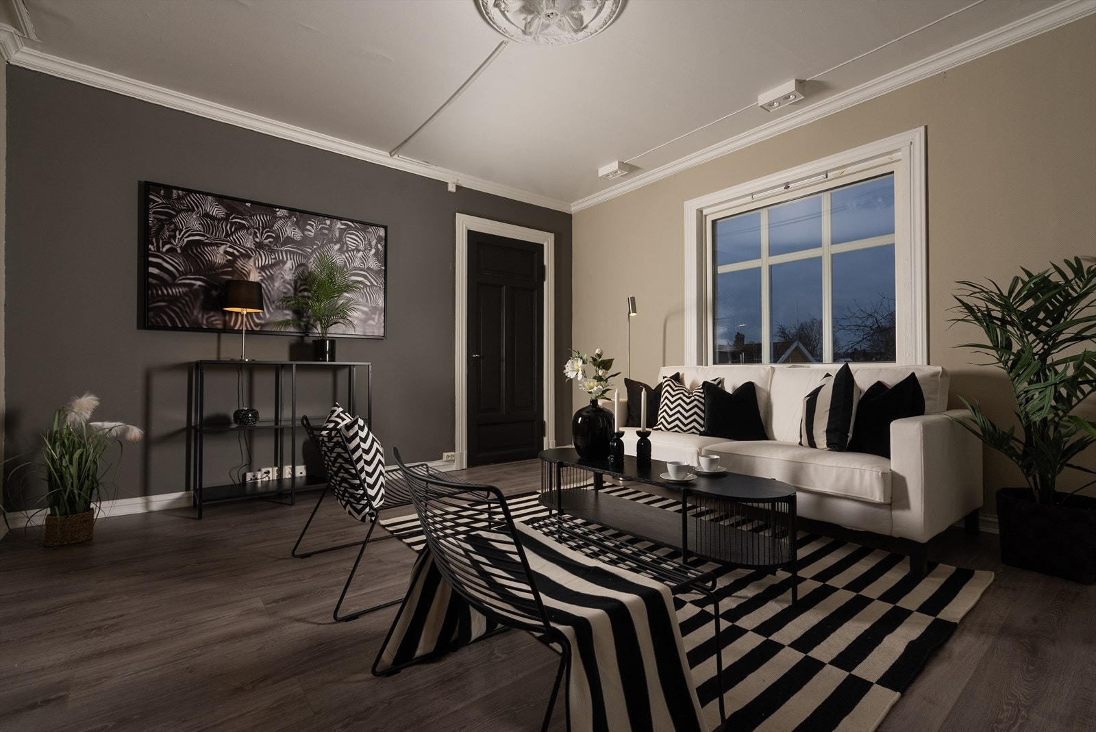 Det ble montert nytt kjøkken i 2022 og en rekke oppgraderinger i 2020 som bl.a. helt nytt strøminntak med nytt sikringsskap, nye ledninger, kontakter og brytere. Galleribilde