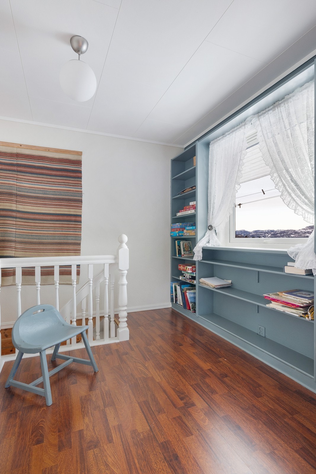 Romslig trapperom med mange muligheter for bruk Galleribilde