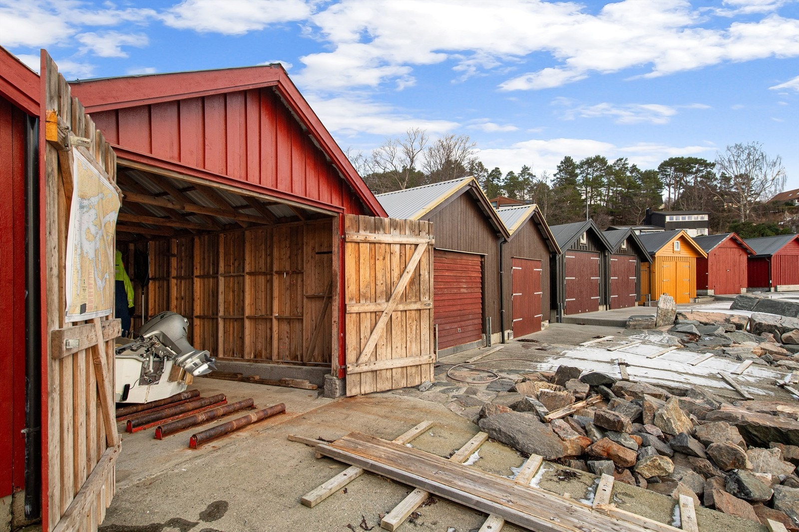 Doble naustdører Galleribilde