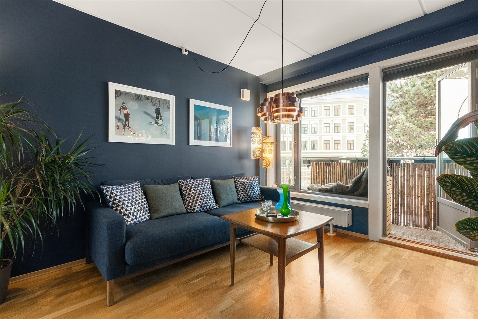 Direkte adkomst til boligens andre balkong. Denne er vestvendt. Galleribilde