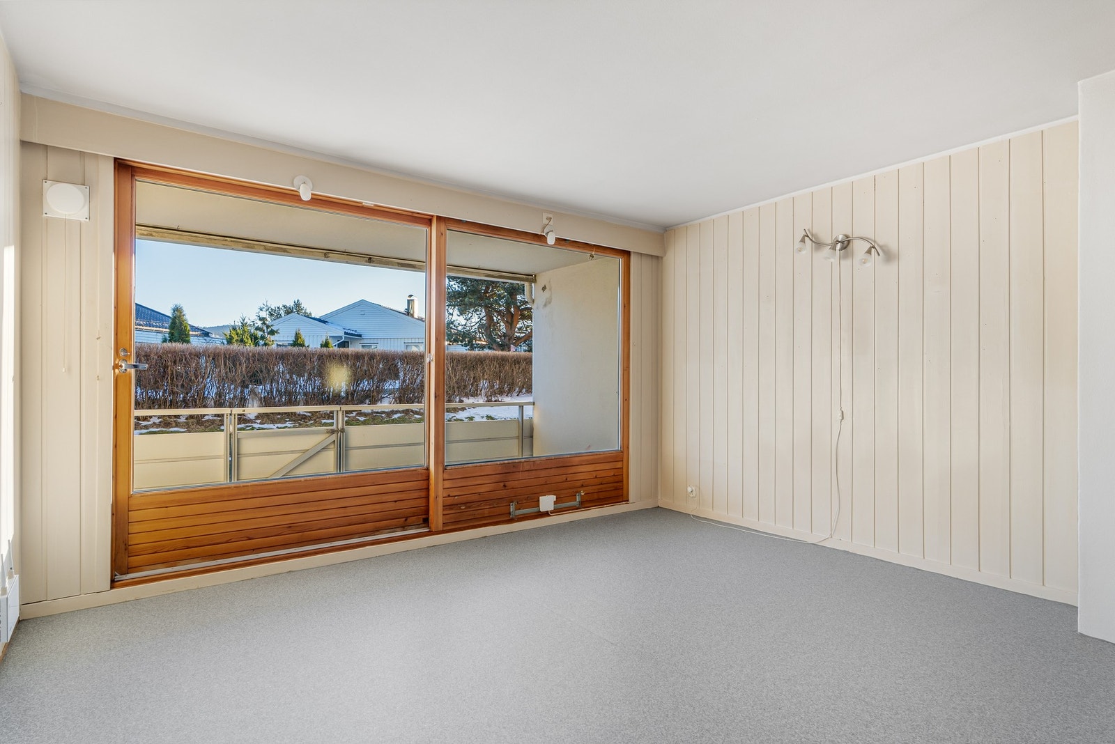 Stue/kjøkken på 19,5 kvm med gode møbleringsmuligheter. Galleribilde