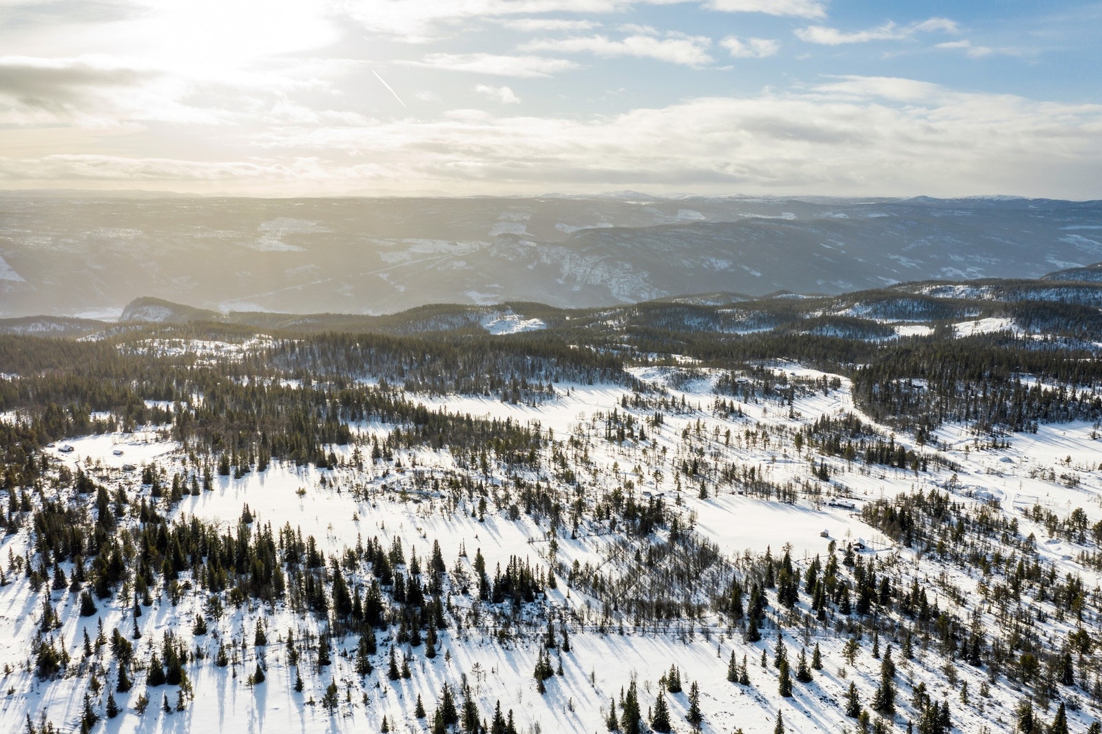 Her ligger flotte fritidstomter naturskjønt og solrikt til, i flotte omgivelser på Syningen, Torpoåsen i Ål kommune, ca. 1000 moh. Galleribilde