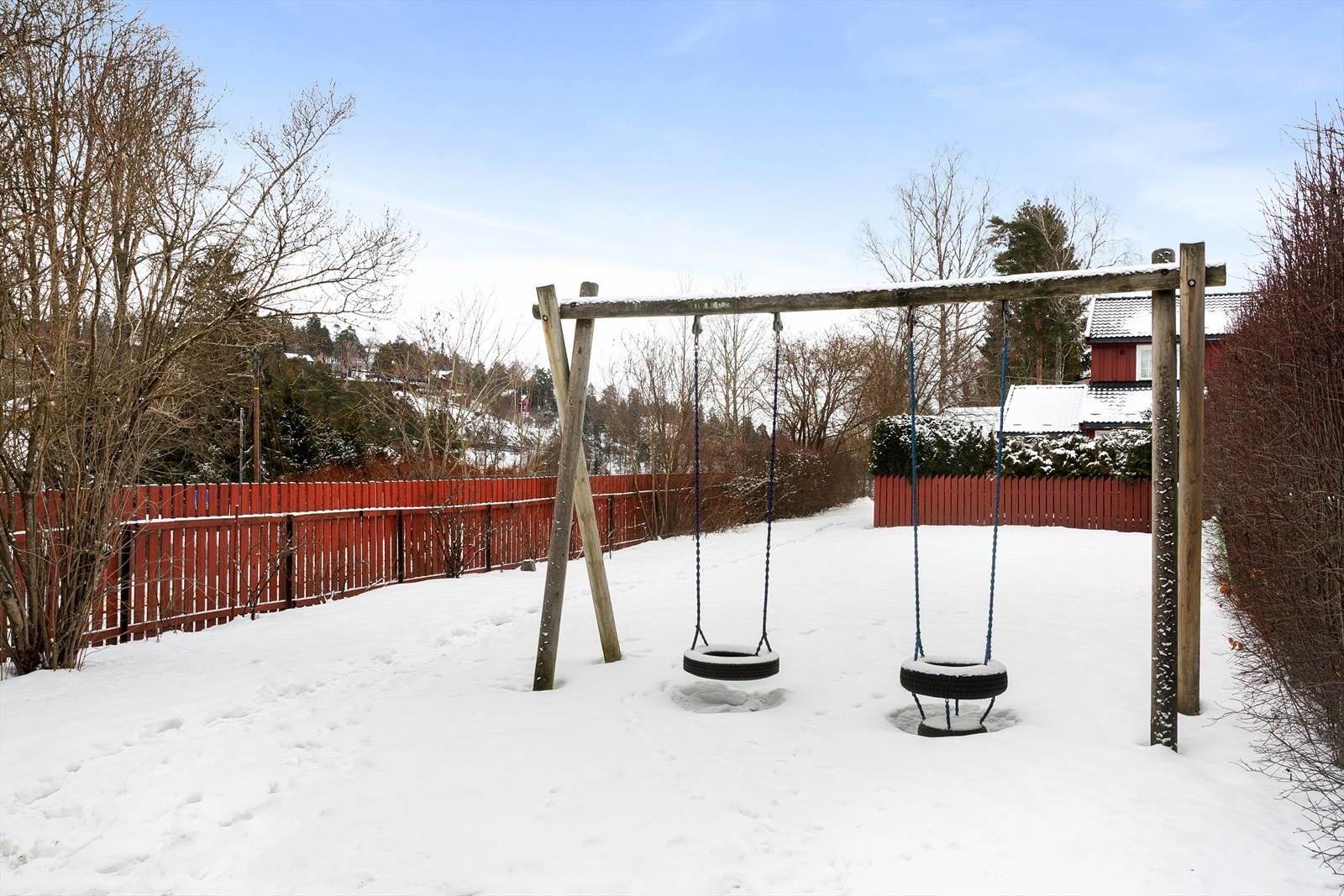 Fellesareal (realsameie) med lekeplass. Galleribilde