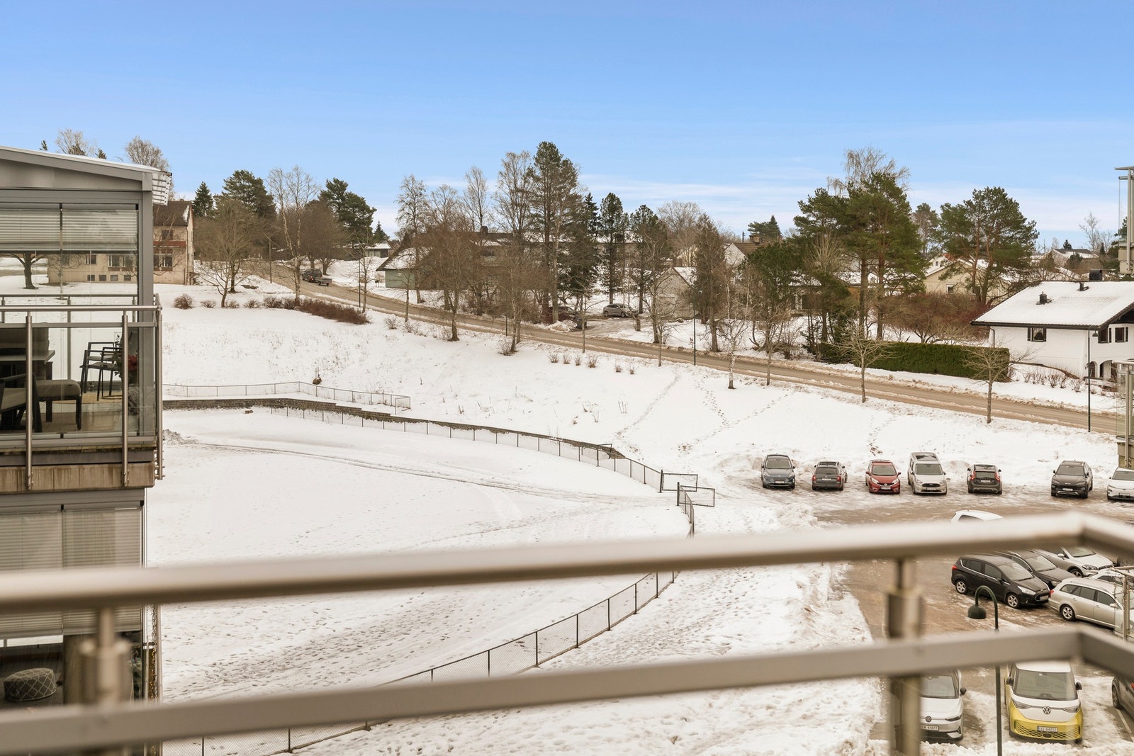 Utsyn fra balkong. Galleribilde