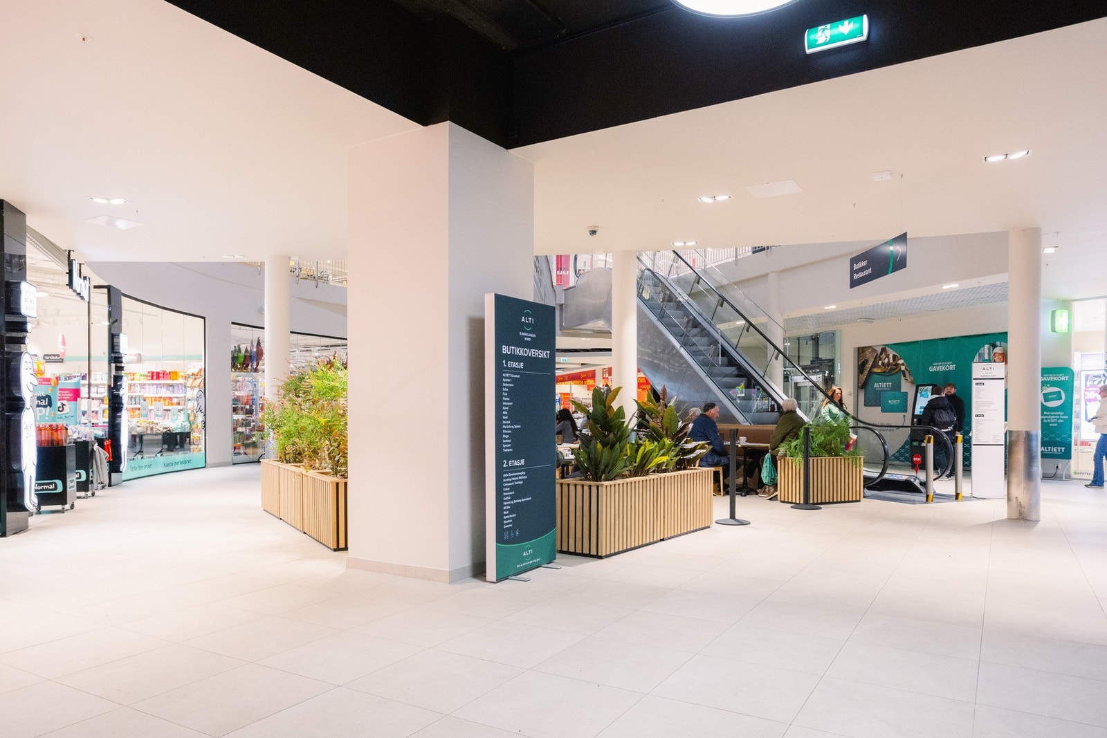 Nærområdet byr på et rikt fritids- og kulturtilbud, og har i tillegg gode forbindelser til både Lillestrøm, Oslo og Sverige. Galleribilde