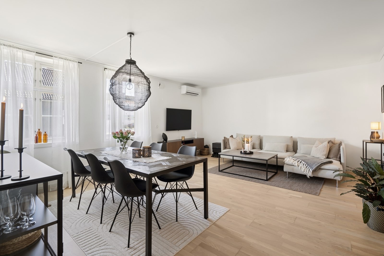 Velkommen til Sandesundsveien 75E Galleribilde