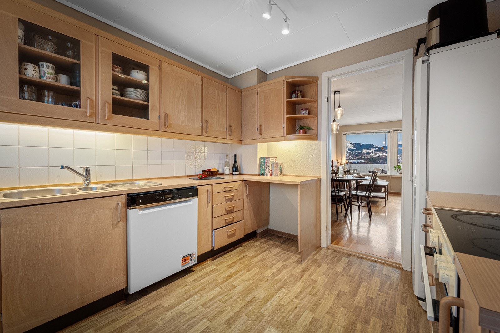 Kjøkkenet har areal 8,68 m² Galleribilde