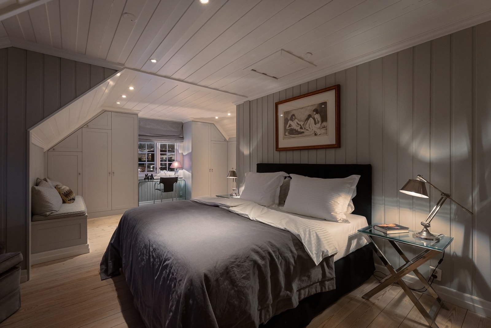 Hovedsoverom med eget baderom Galleribilde