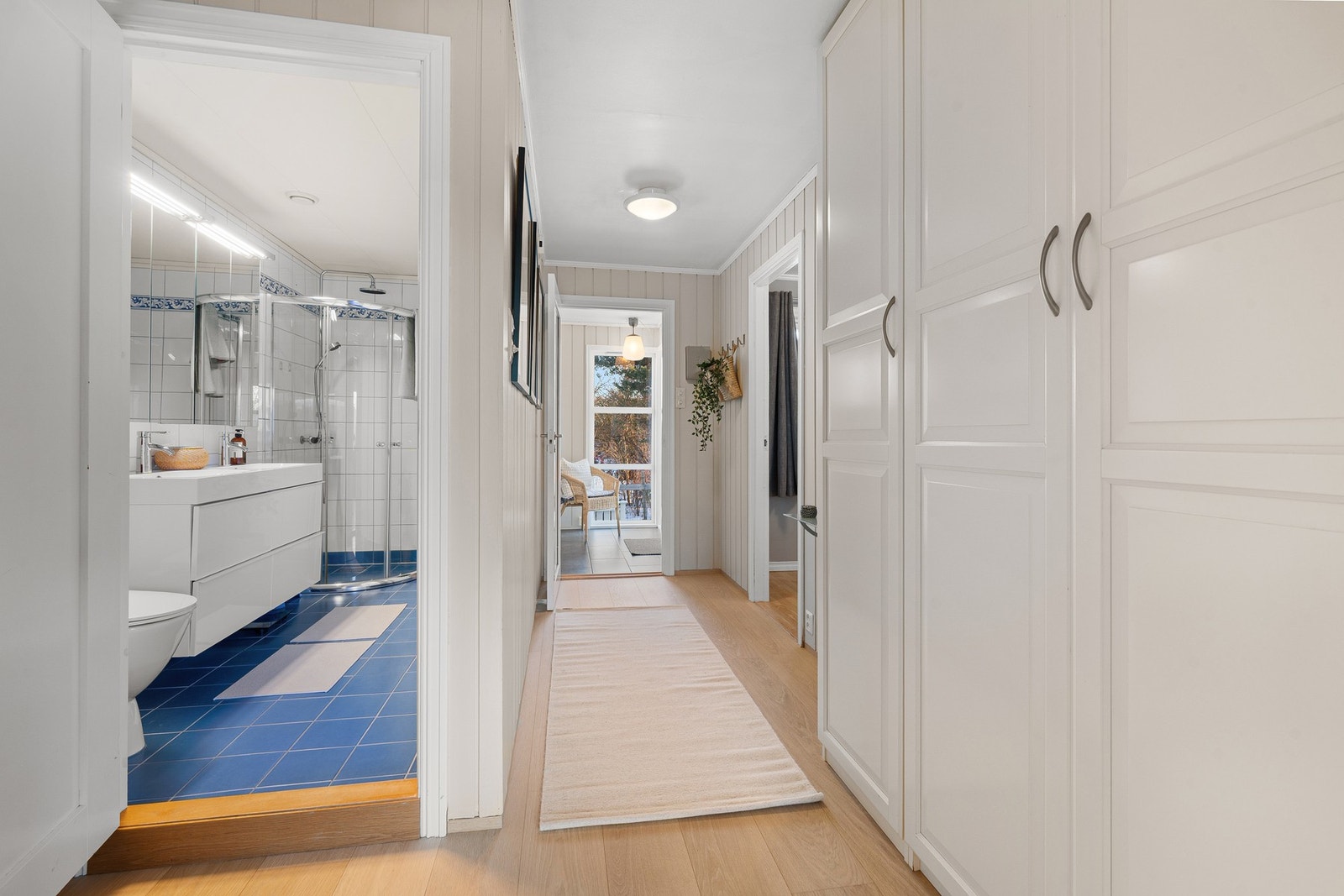 Lys og innbydende gang på 7,9 kvadratmeter. Galleribilde