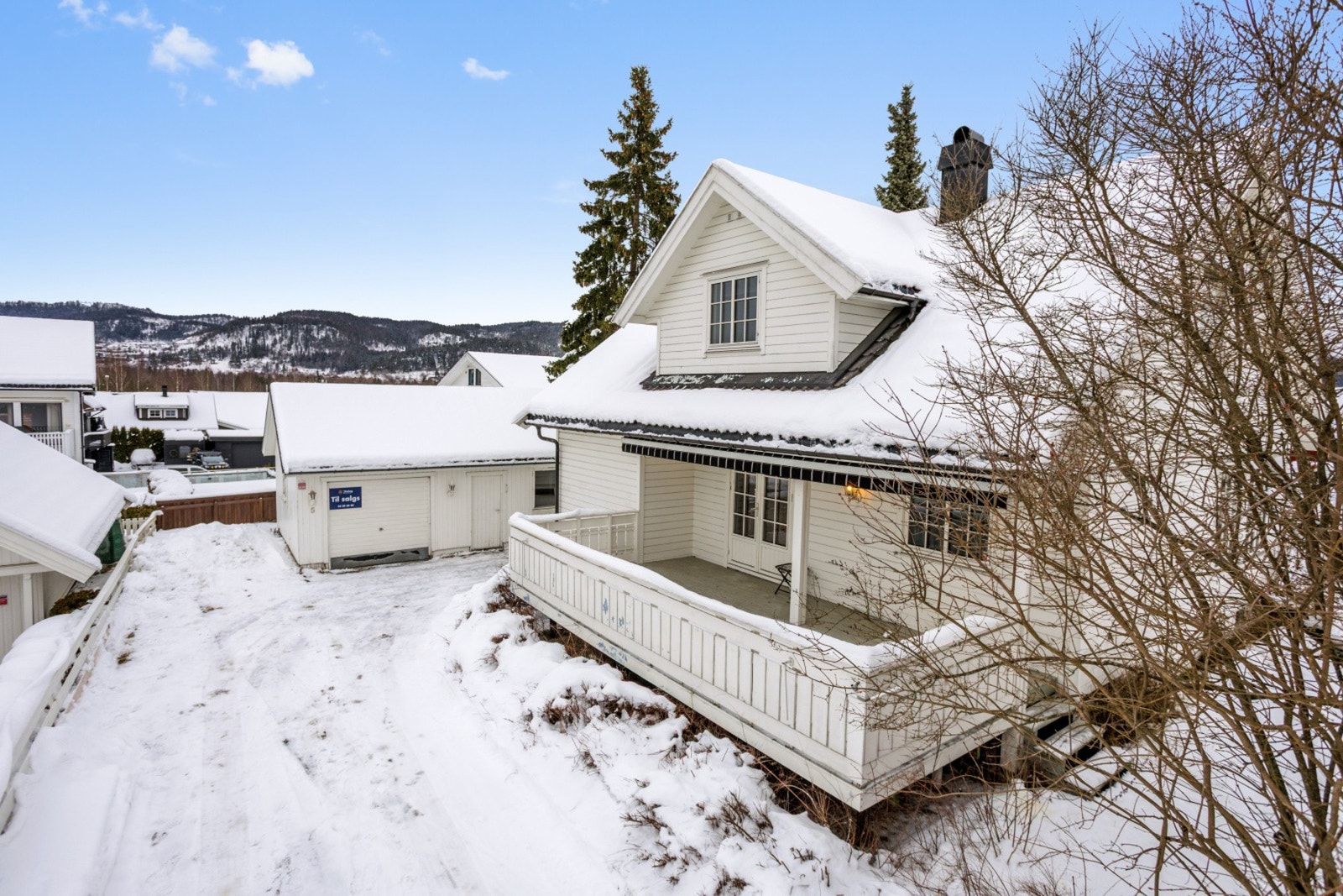 Fasade vest. Galleribilde