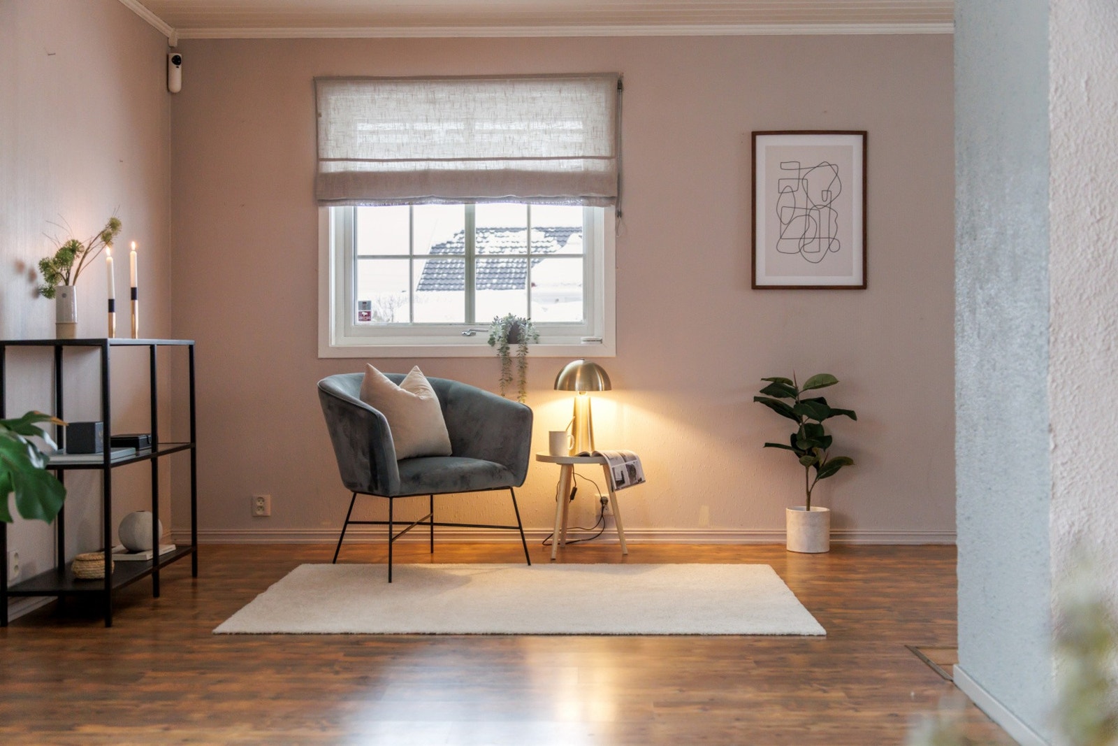 Koselig plass til lenestoler/ lesehjørne. Galleribilde