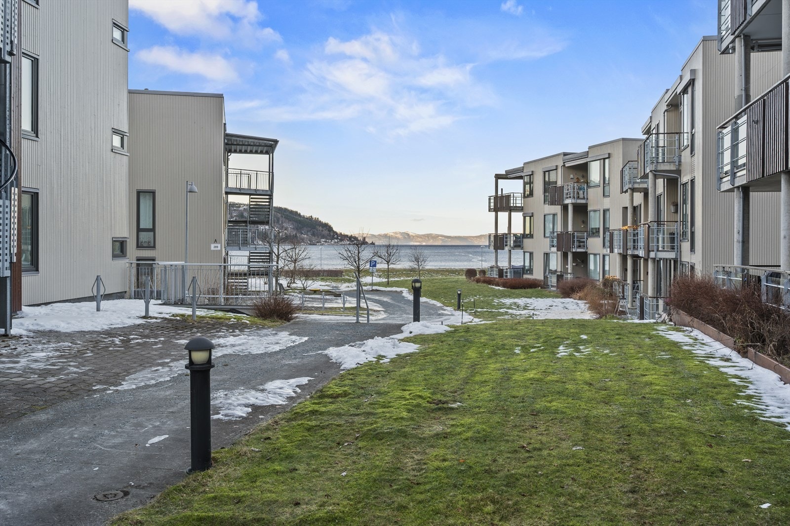 Her bor du både sentralt, men likevel i nærhet til fine turområder. Galleribilde