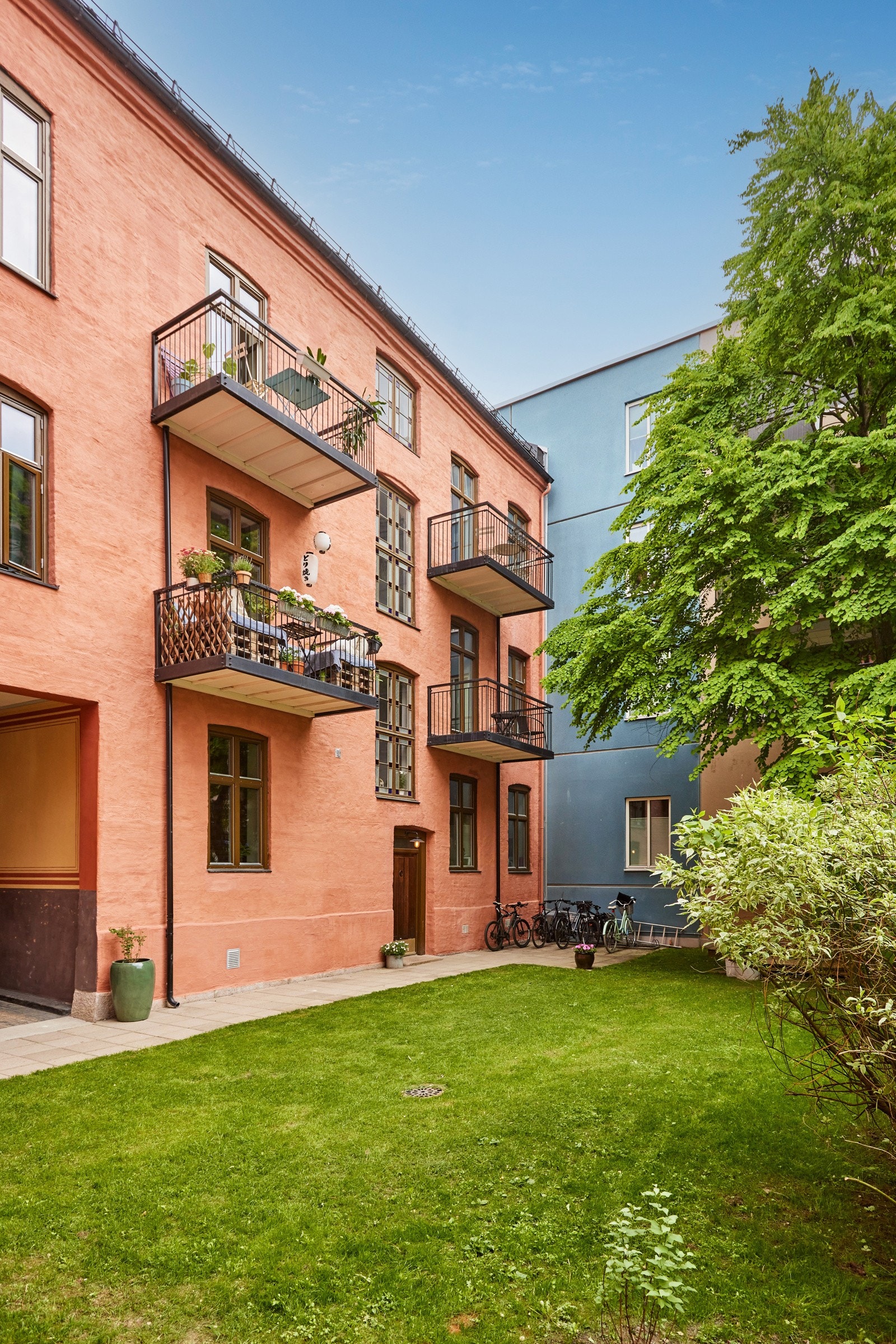 Leiligheten ligger fint til i byggets 3.etasje. Galleribilde