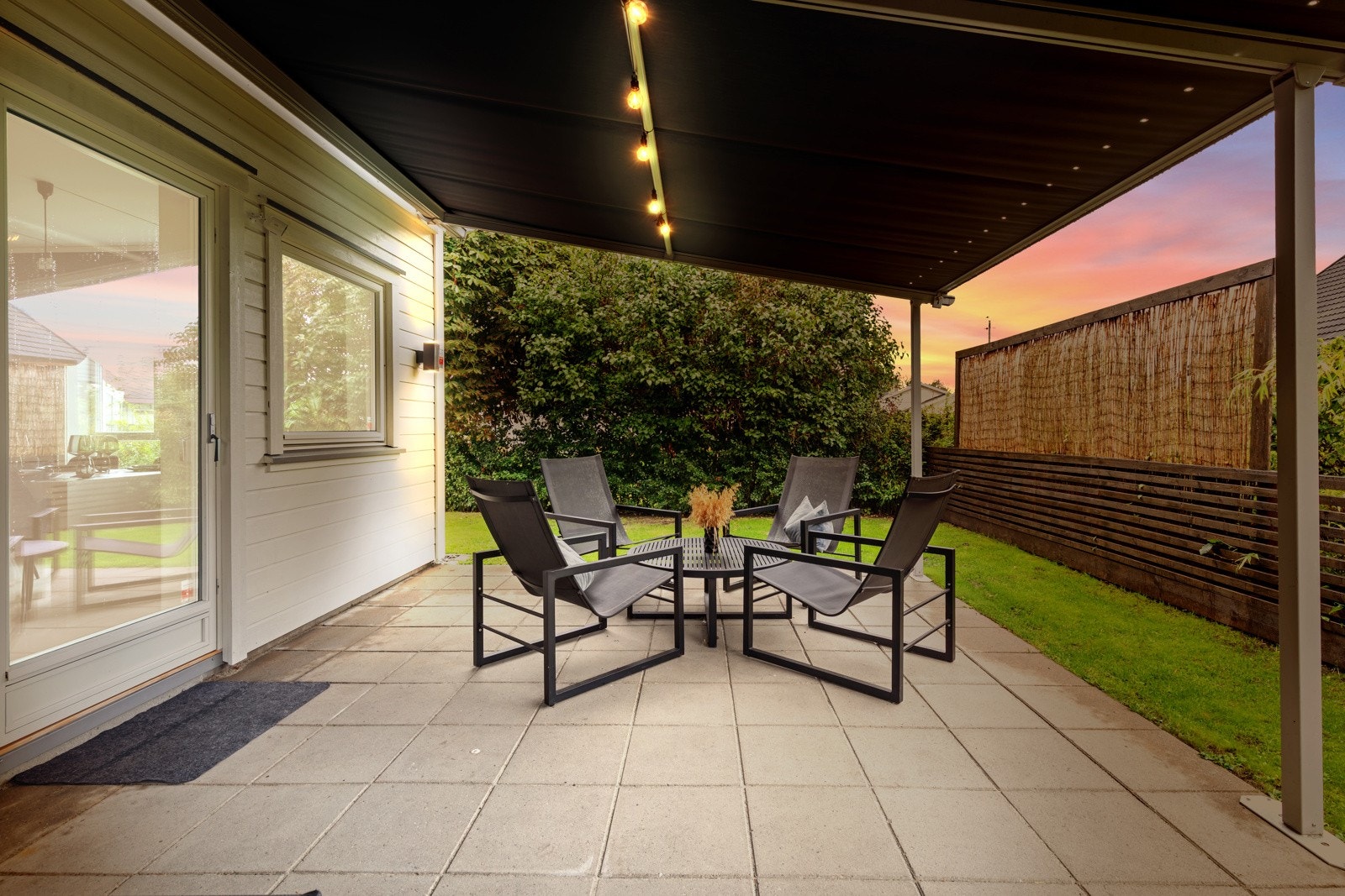 Uteplass Galleribilde