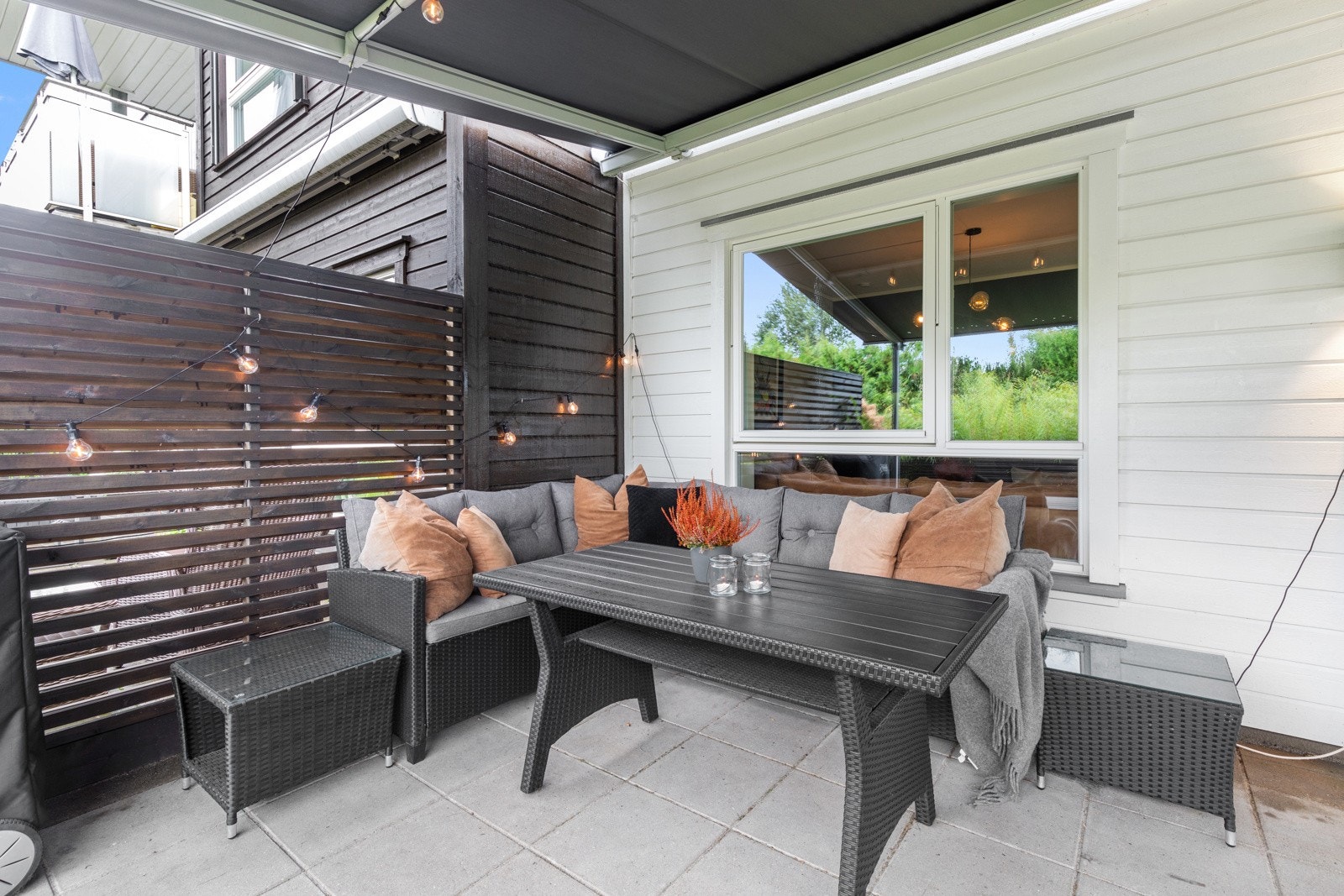 Uteplass Galleribilde