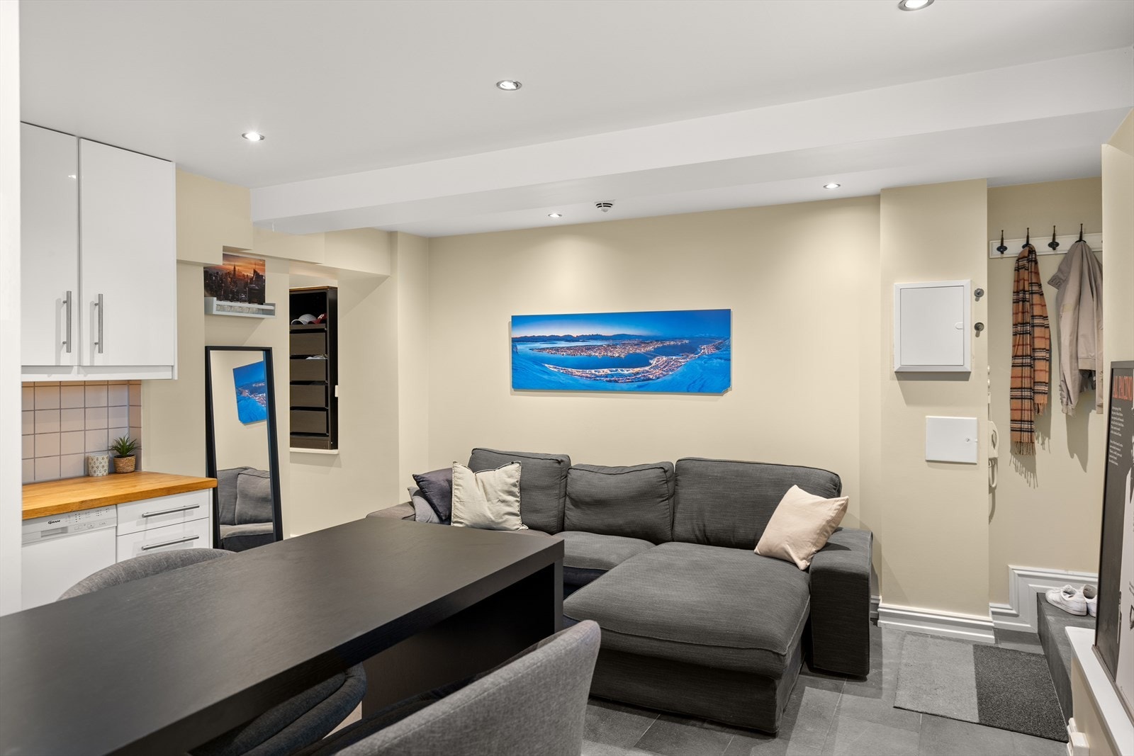 Praktisk flislagt gulv med varmekabler. Galleribilde