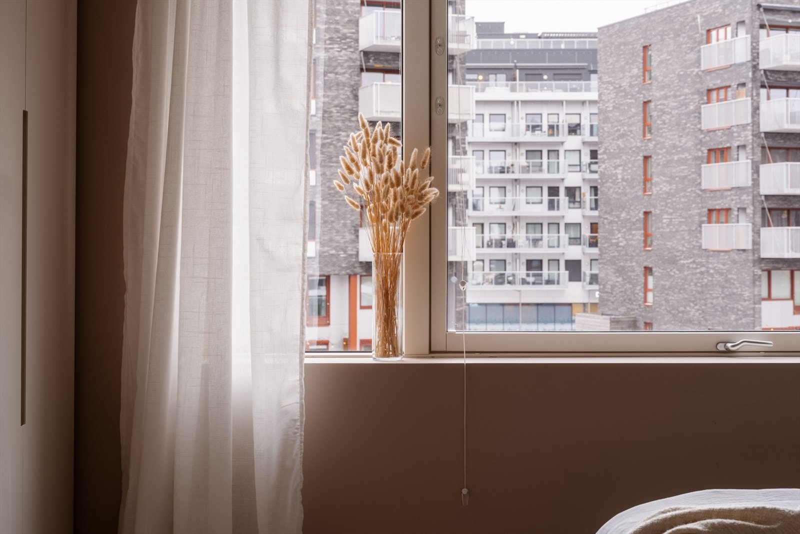 Soverommet har delikate fargevalg og behagelig atmosfære. Galleribilde