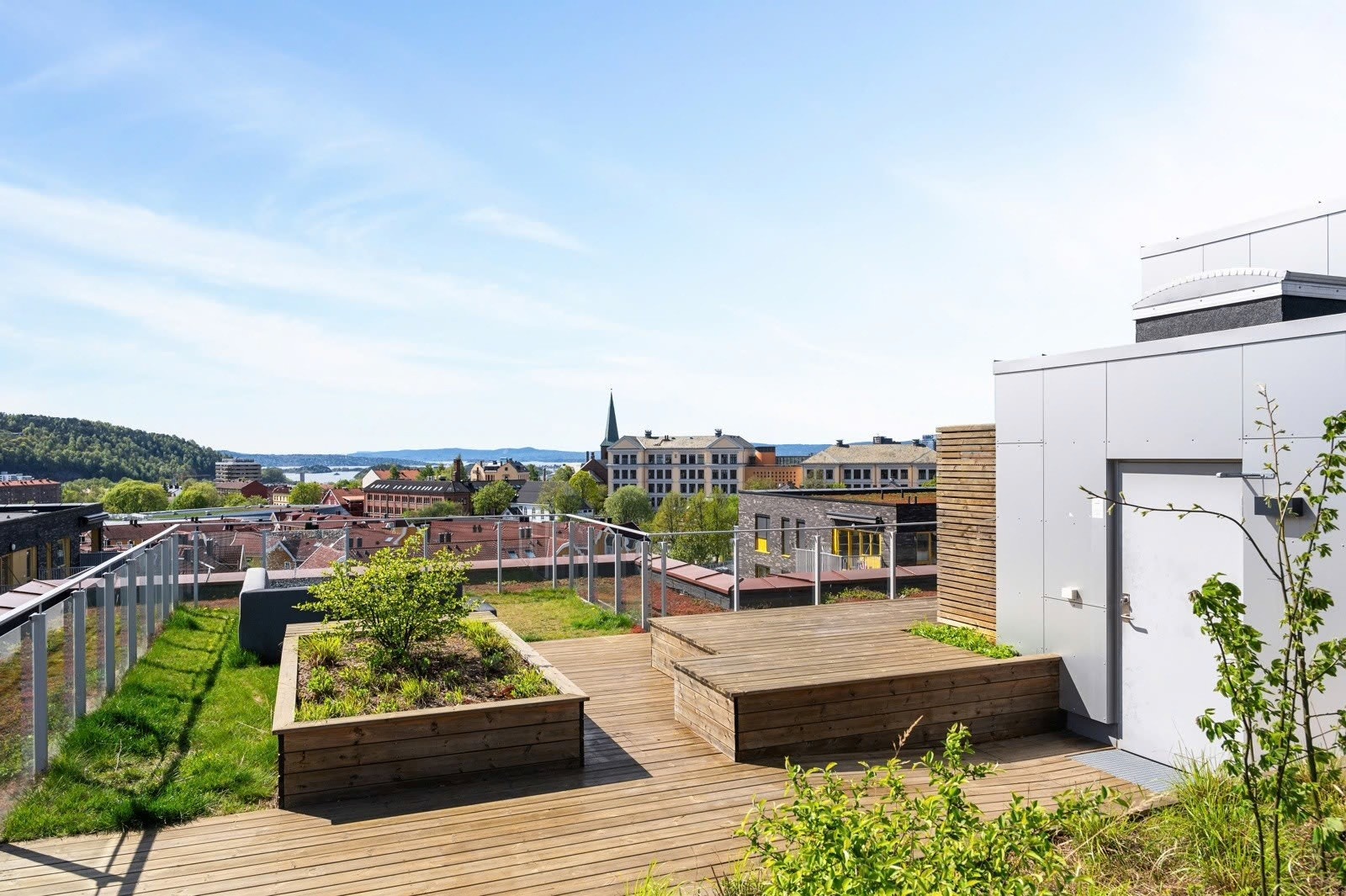 Leiligheten har tilgang til felles takterrasse Galleribilde