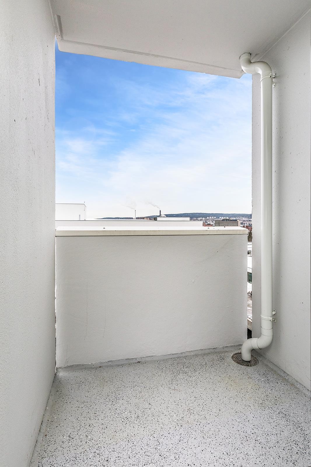 Koselig østvendt balkong hvor morgensolen kan nytes Galleribilde