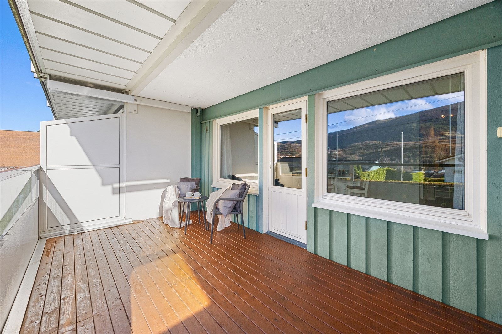 Balkongen er av god størrelse. Galleribilde