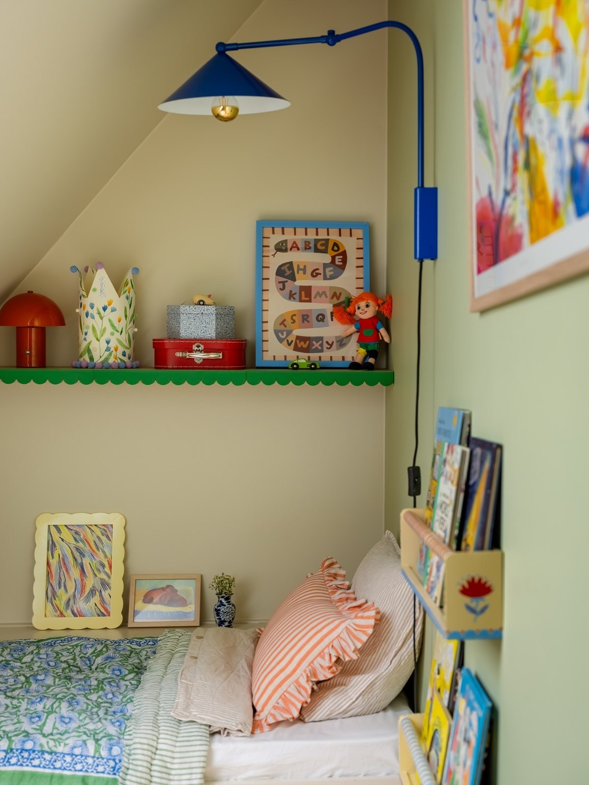 Plassbygget seng Galleribilde