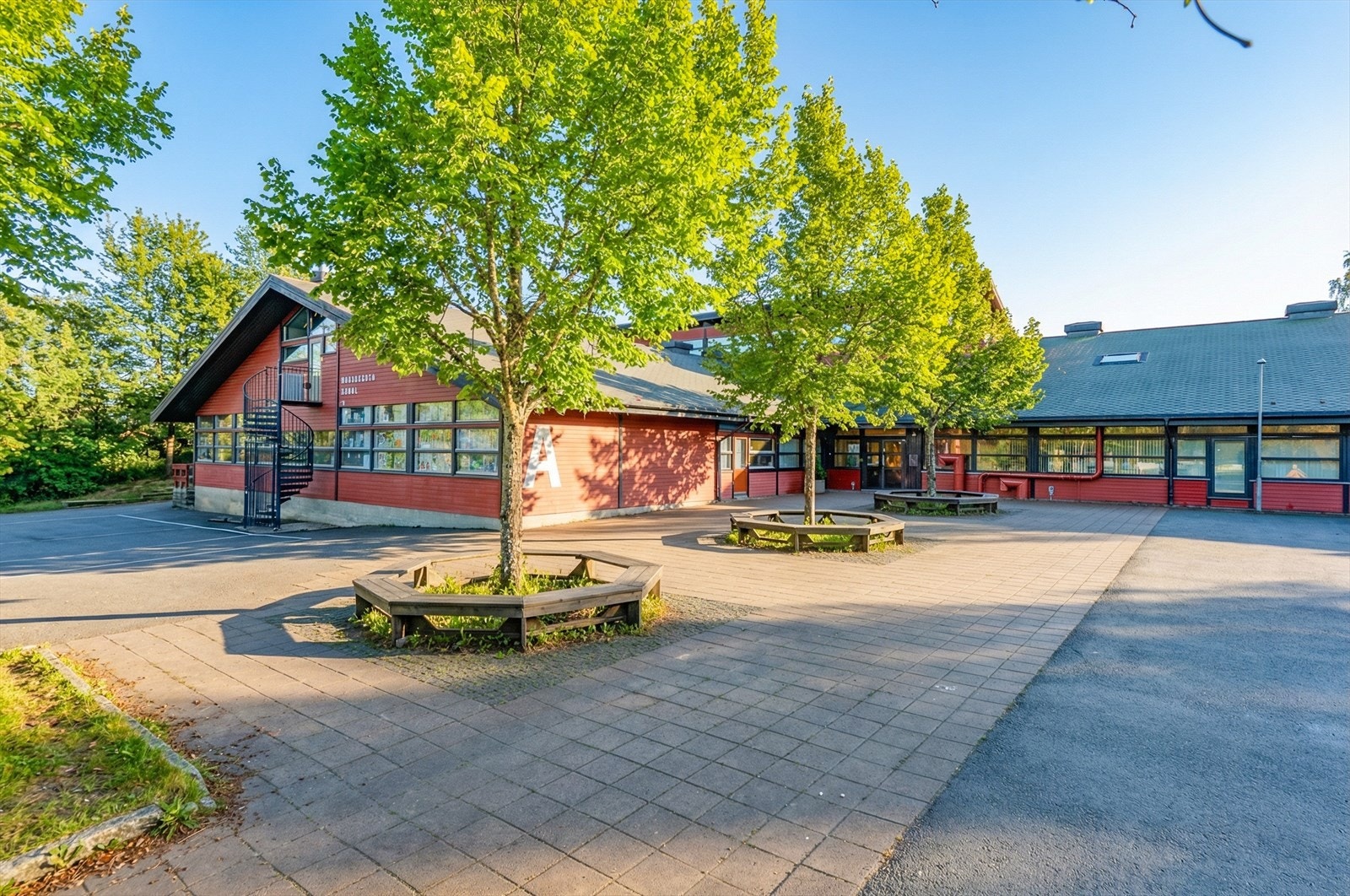 Området sokner til Billingstad barneskole, som ligger ca. 12 minutter fra leiligheten. Galleribilde