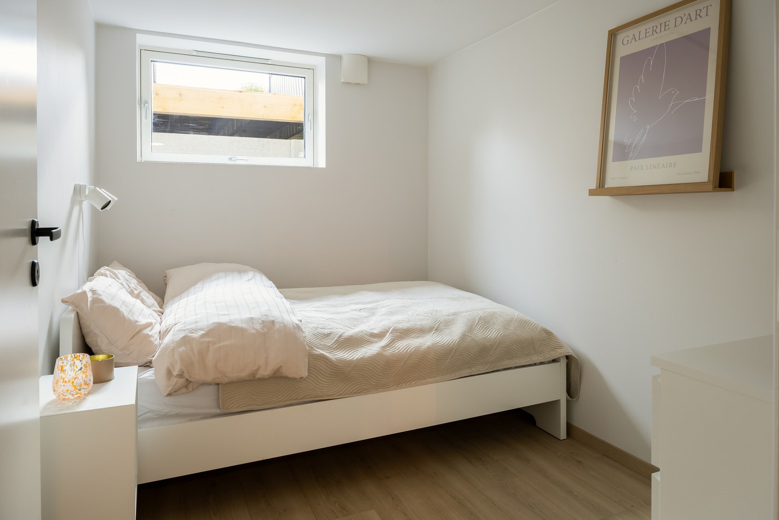 Ekstra soverom i kjelleretasjen er innredet i 2021 og søkt bruksendret. Galleribilde