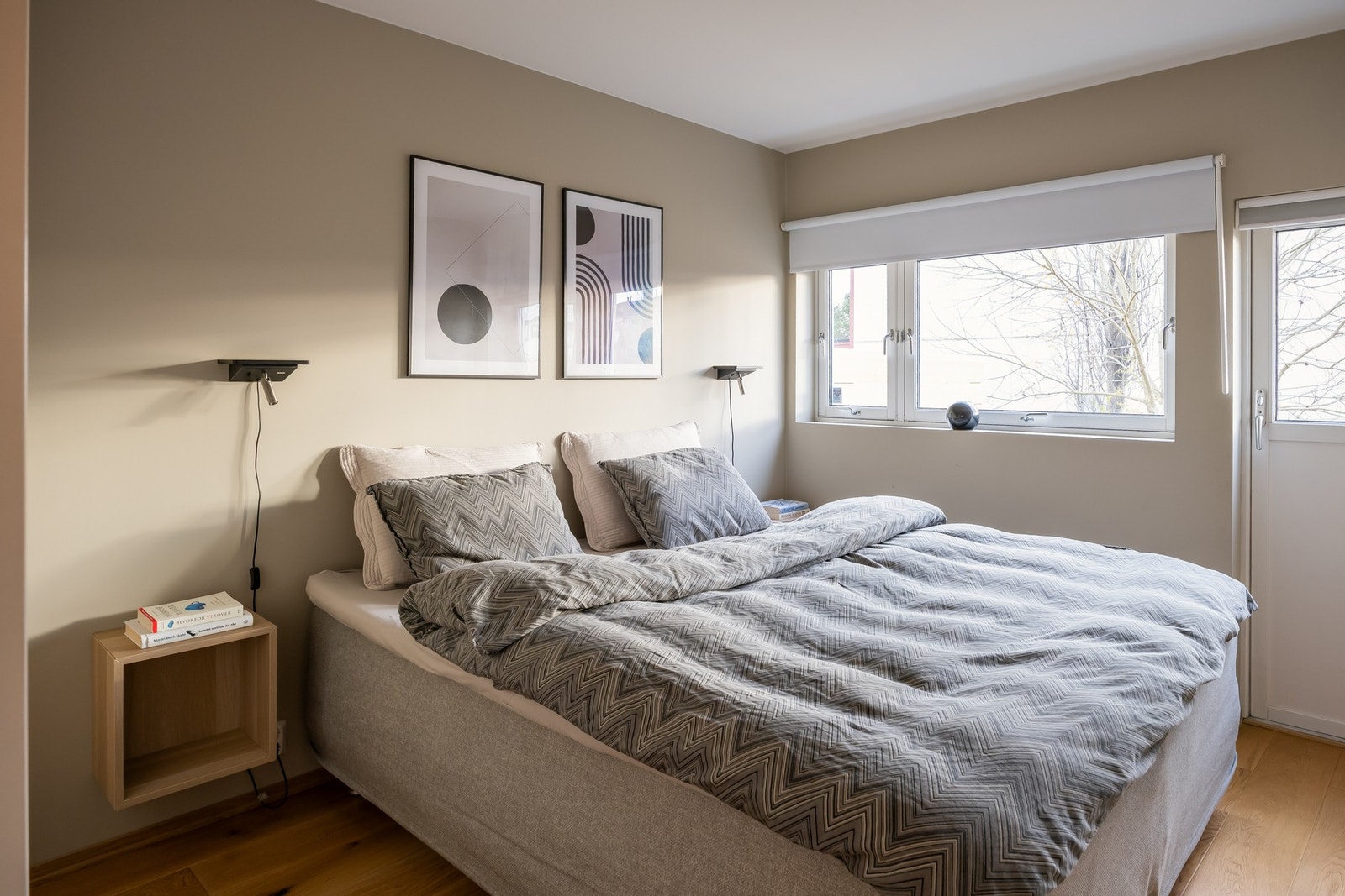 Romslig hovedsoverom på ca. 9 kvm. Galleribilde