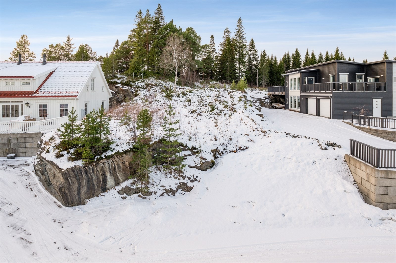 Gaten ender i blindgate som sørger for lite gjennomgangstrafikk og et rolig gatemiljø Galleribilde
