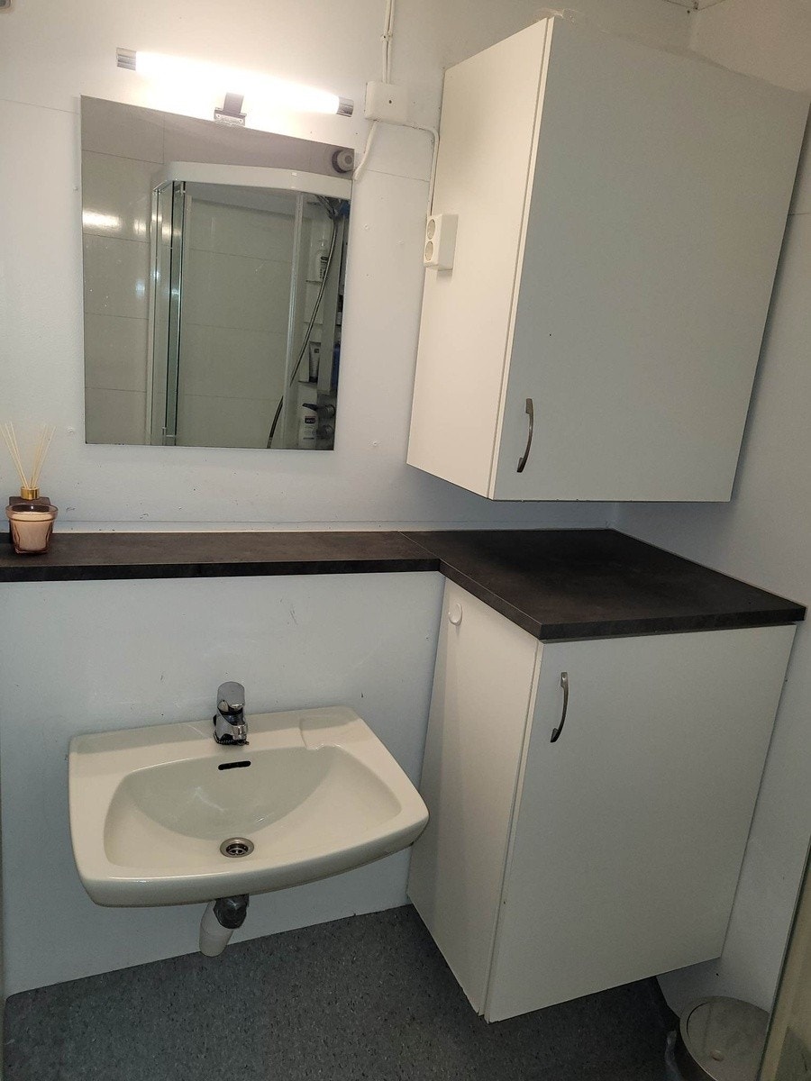 Separat Dusjrom. Galleribilde