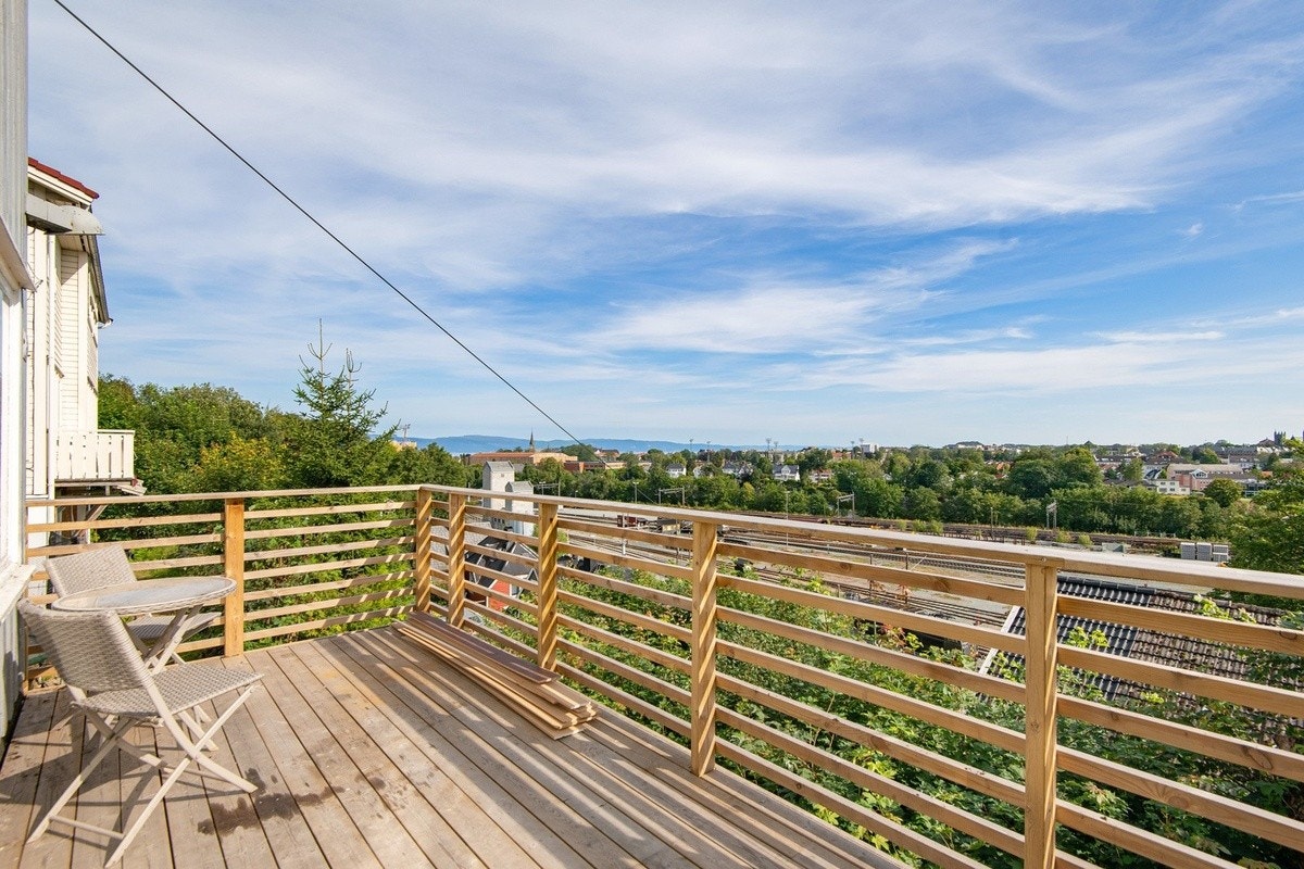 Terrasse. Galleribilde
