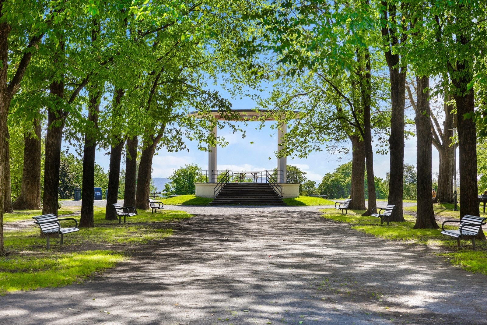 Torshovdalen og andre nærliggende parker gir fine rammer for lek, avslapning og sosiale sammenkomster for både store og små. Galleribilde