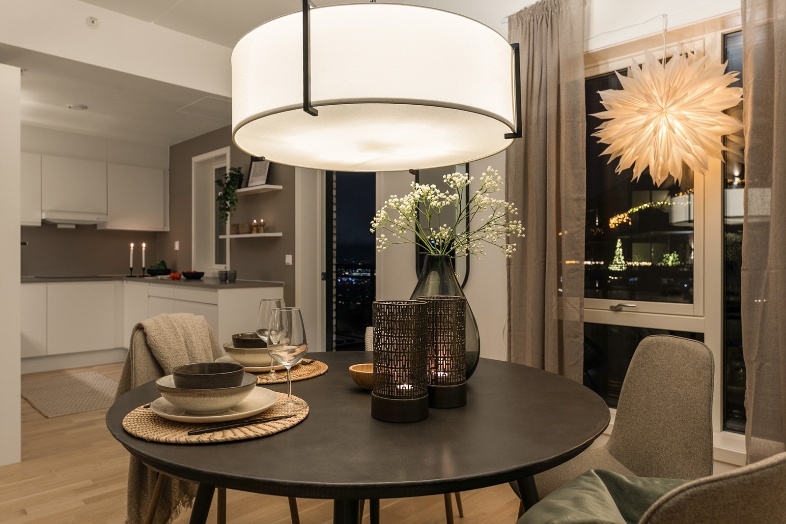 Flott utsikt fra spisestuen. Galleribilde