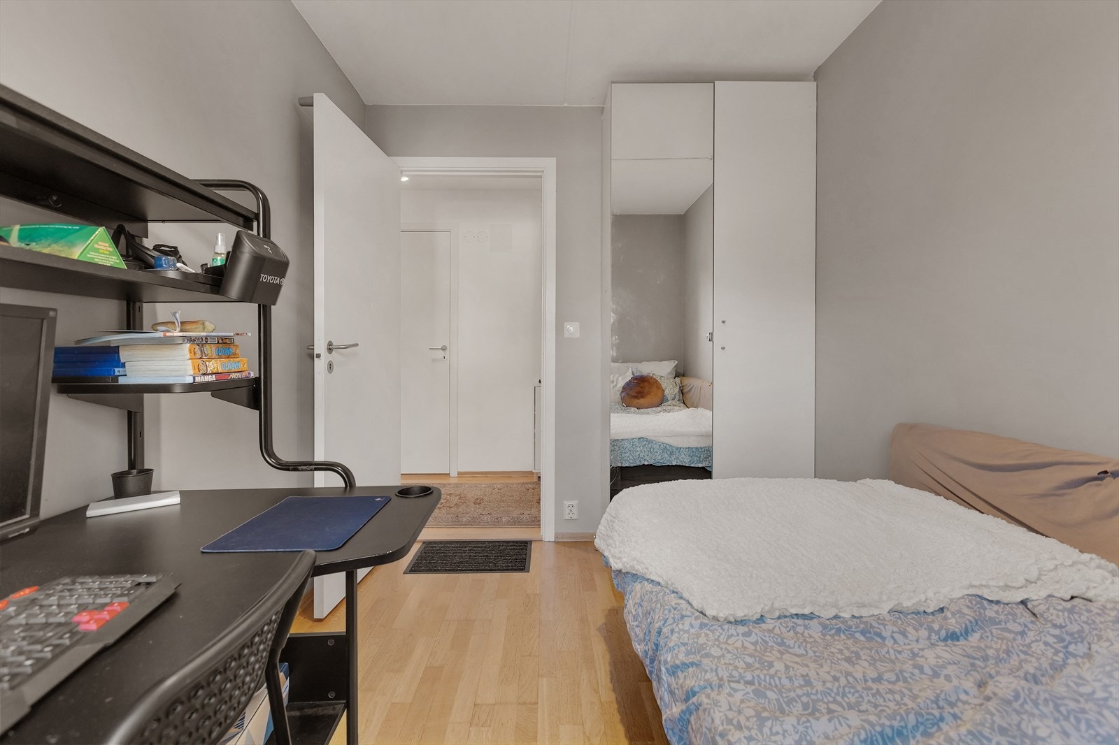 Alle soverommene er av god størrelse med flere møbleringsmuligheter. Galleribilde