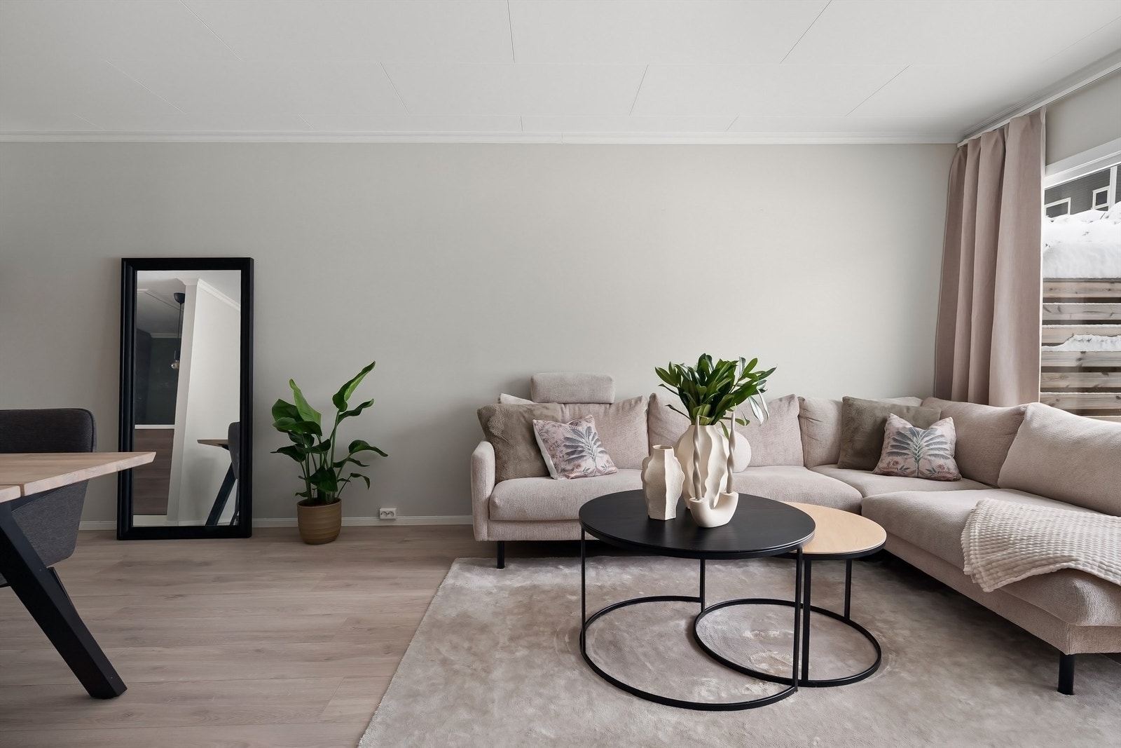 Stuen er malt i delikate farger Galleribilde