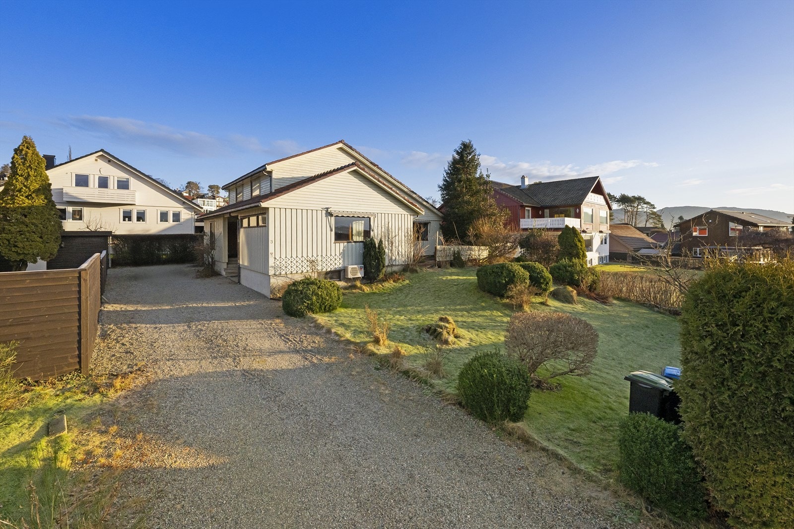 EiendomsMegler 1 v/ Fredrik Simonsen presenterer Nerliveien 3 Galleribilde