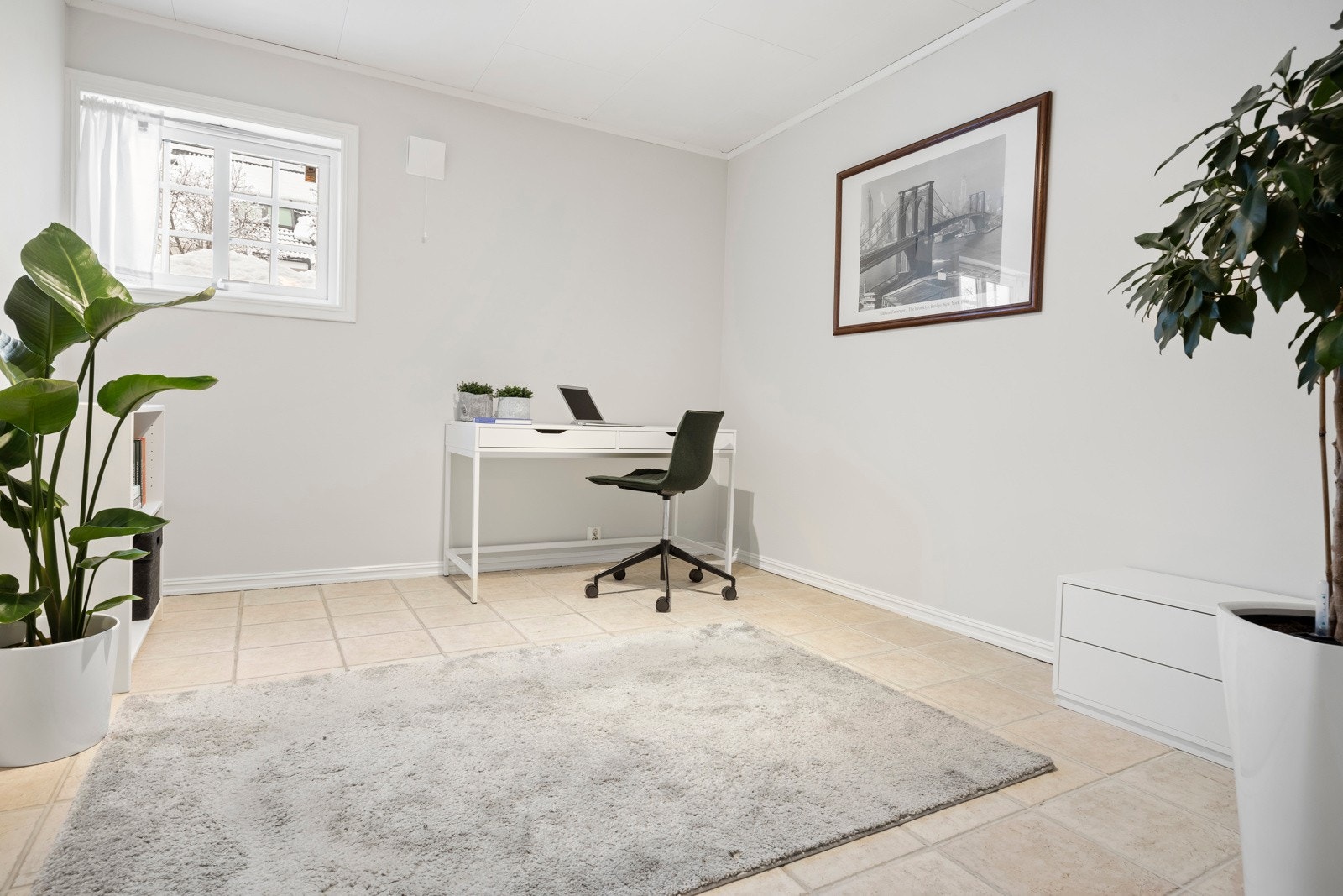 Arbeidsrom. Galleribilde