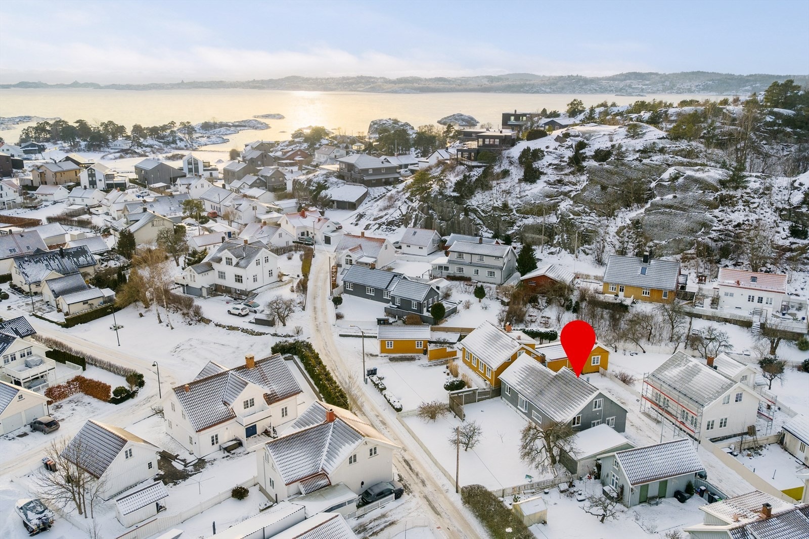 Velkommen til Halsegata 73. Enebolig med behov for oppgradering, men med en utmerket beliggenhet. Foto: Fredrik Wiig. Galleribilde