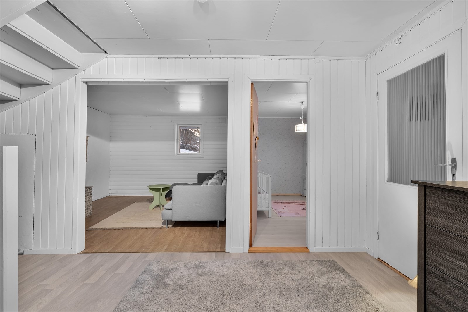 TV-stue i underetasje Galleribilde