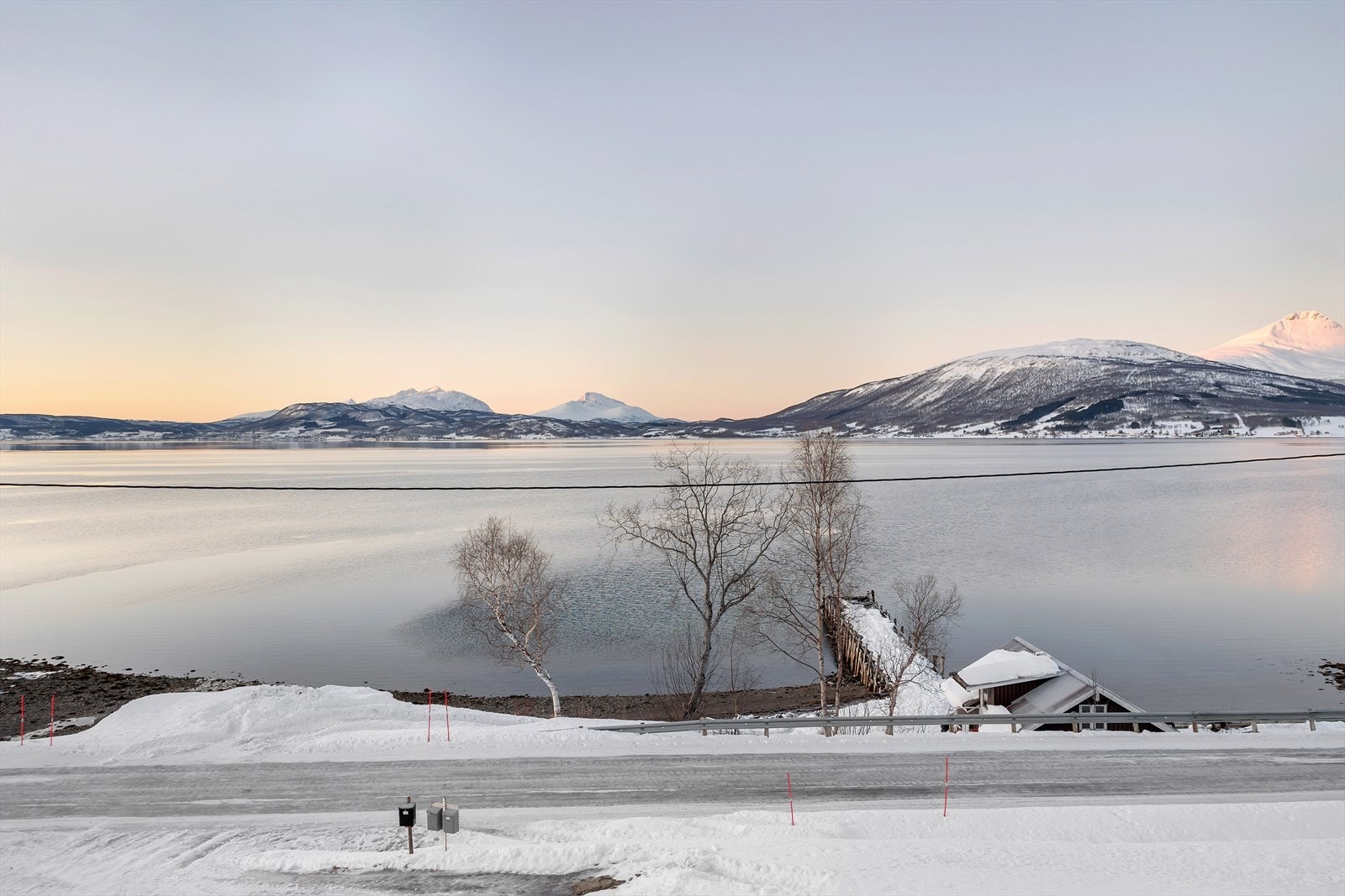 Fantastisk utsikt fra verandaen! Galleribilde