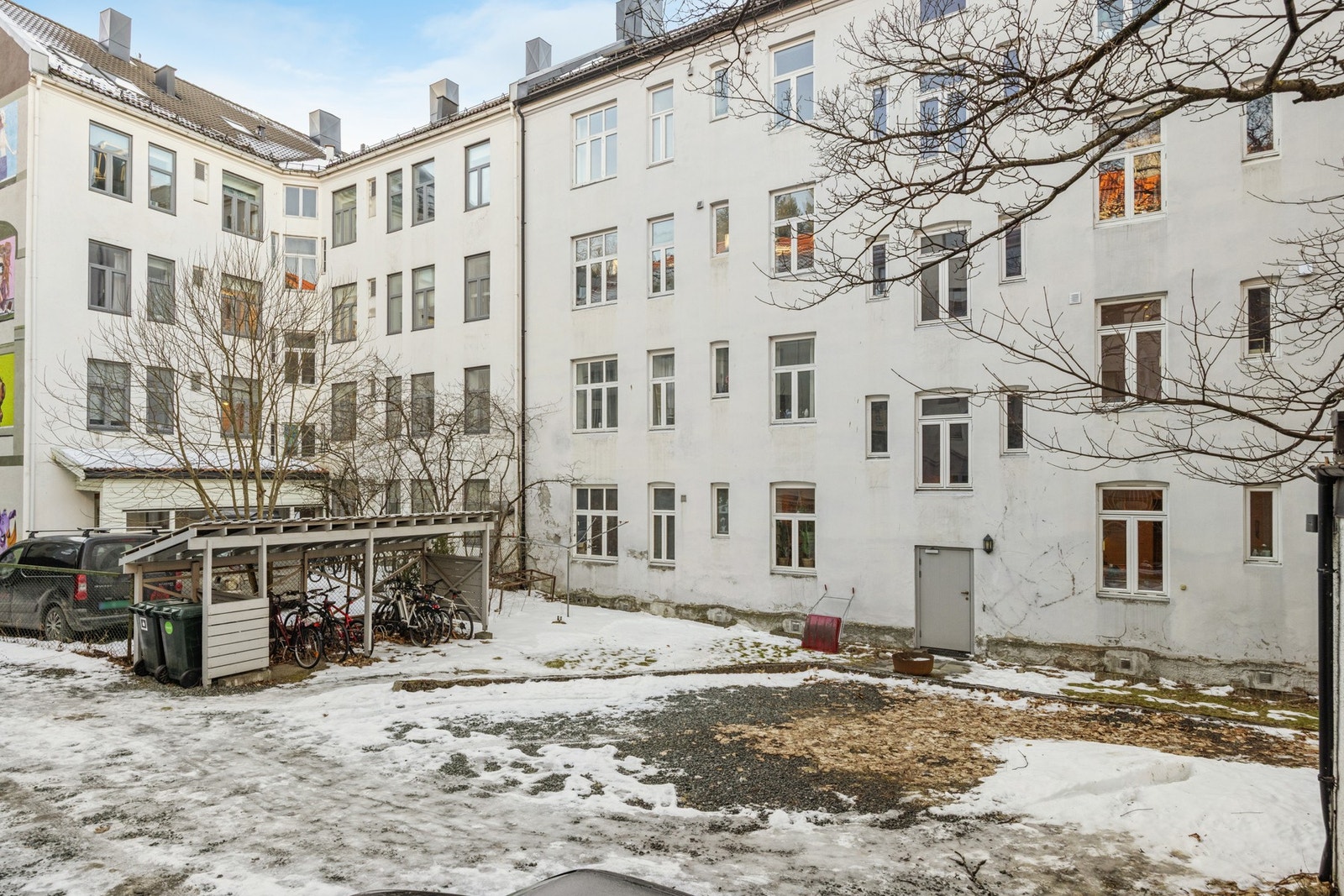 Felleskostnader inneholder internett og TV. Galleribilde