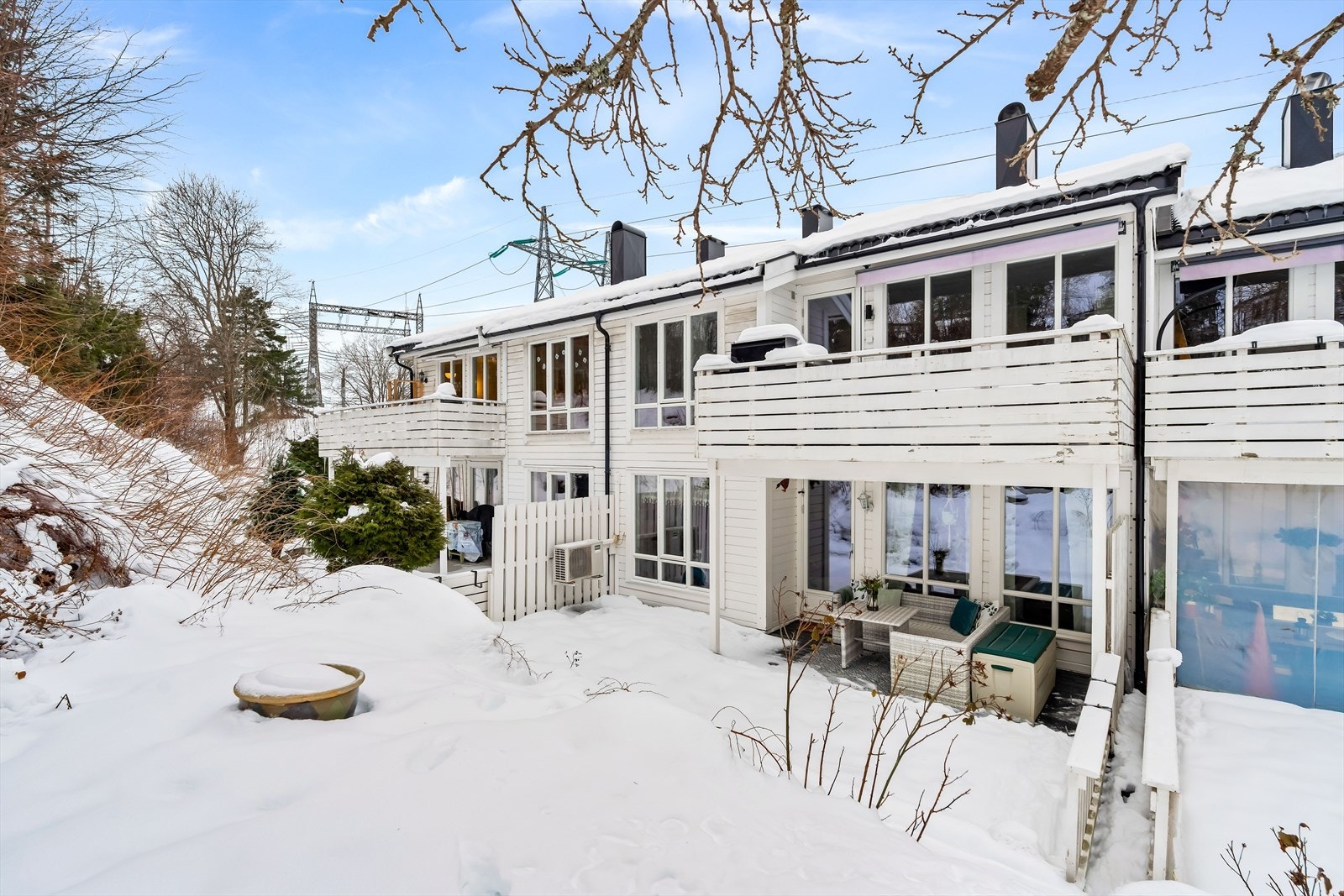 Magnar Steen v/Nordvik eiendomsmegling ønsker velkommen til Gamleveien 21B! Foto: Stefan Borup. Galleribilde