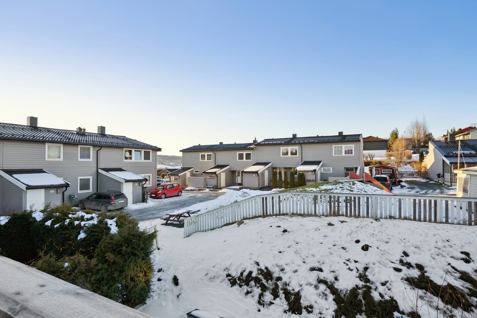 Her har man sola gjennom store deler av dagen og kvelden. Galleribilde